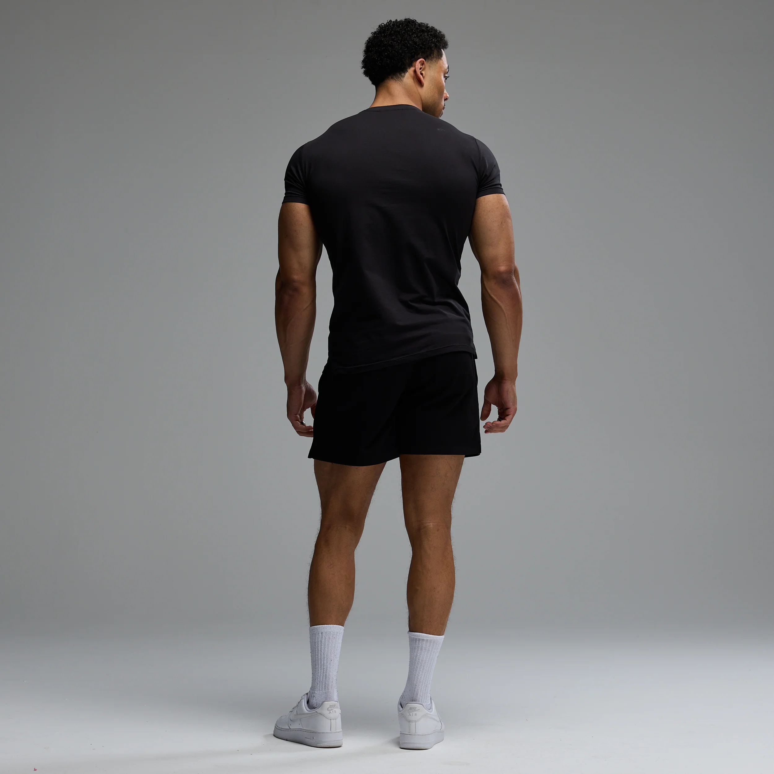 ACADEMY ARCH BLACK REGULAR FIT SHORT - Image 5