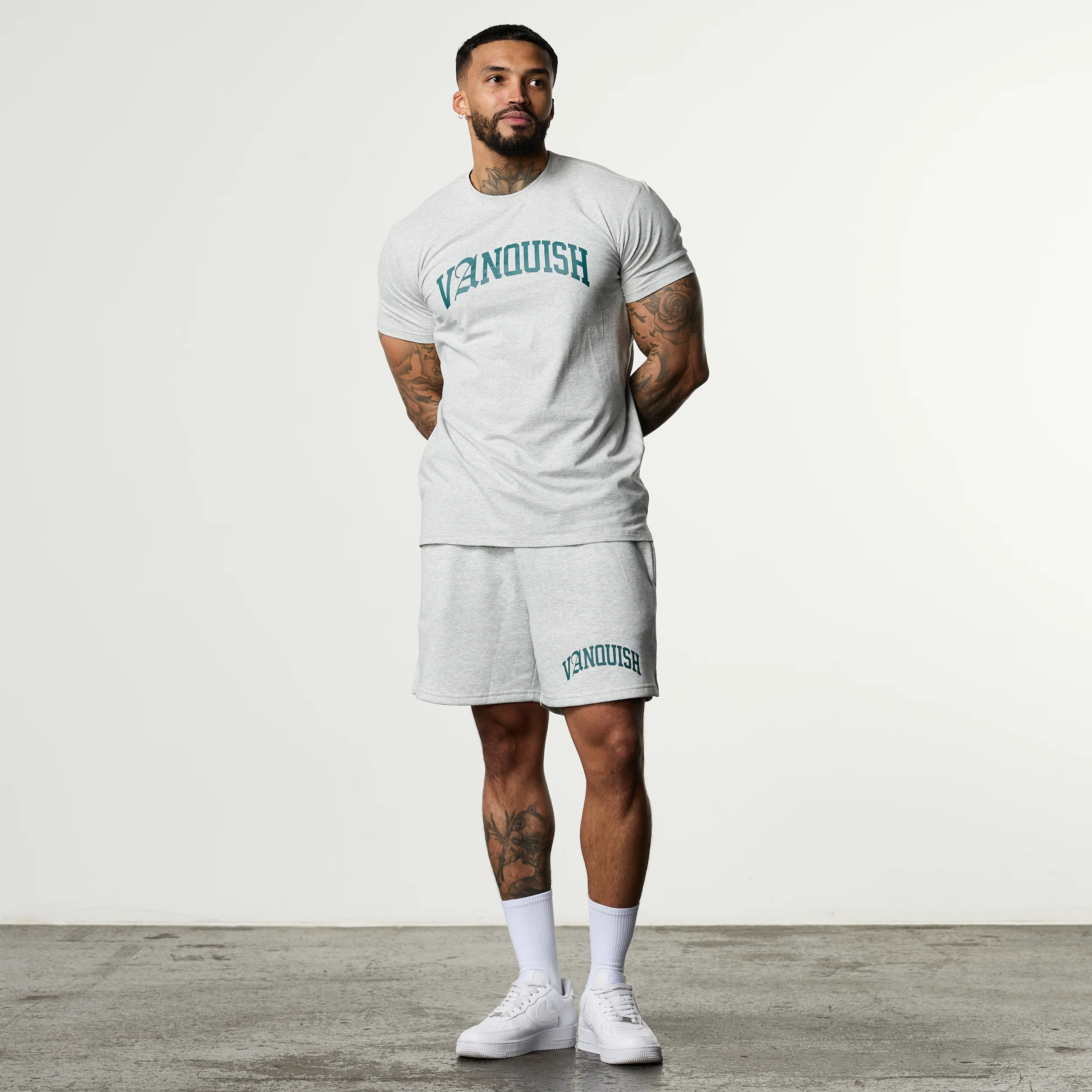 ACADEMY ARCH GREY REGULAR FIT SHORT - Image 4