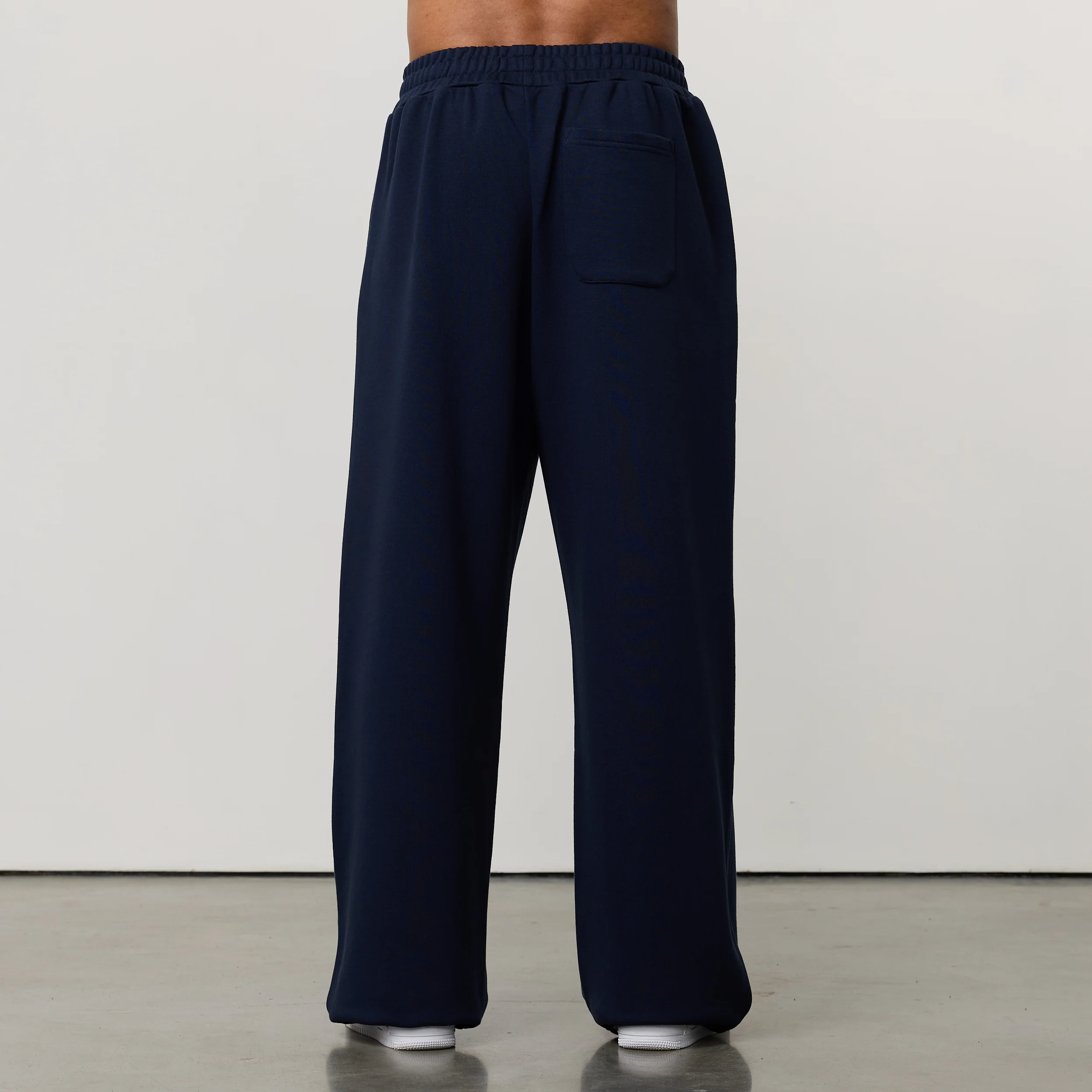 ACONITE BLUE OVERSIZED STRAIGHT LEG SWEATPANTS - Image 2