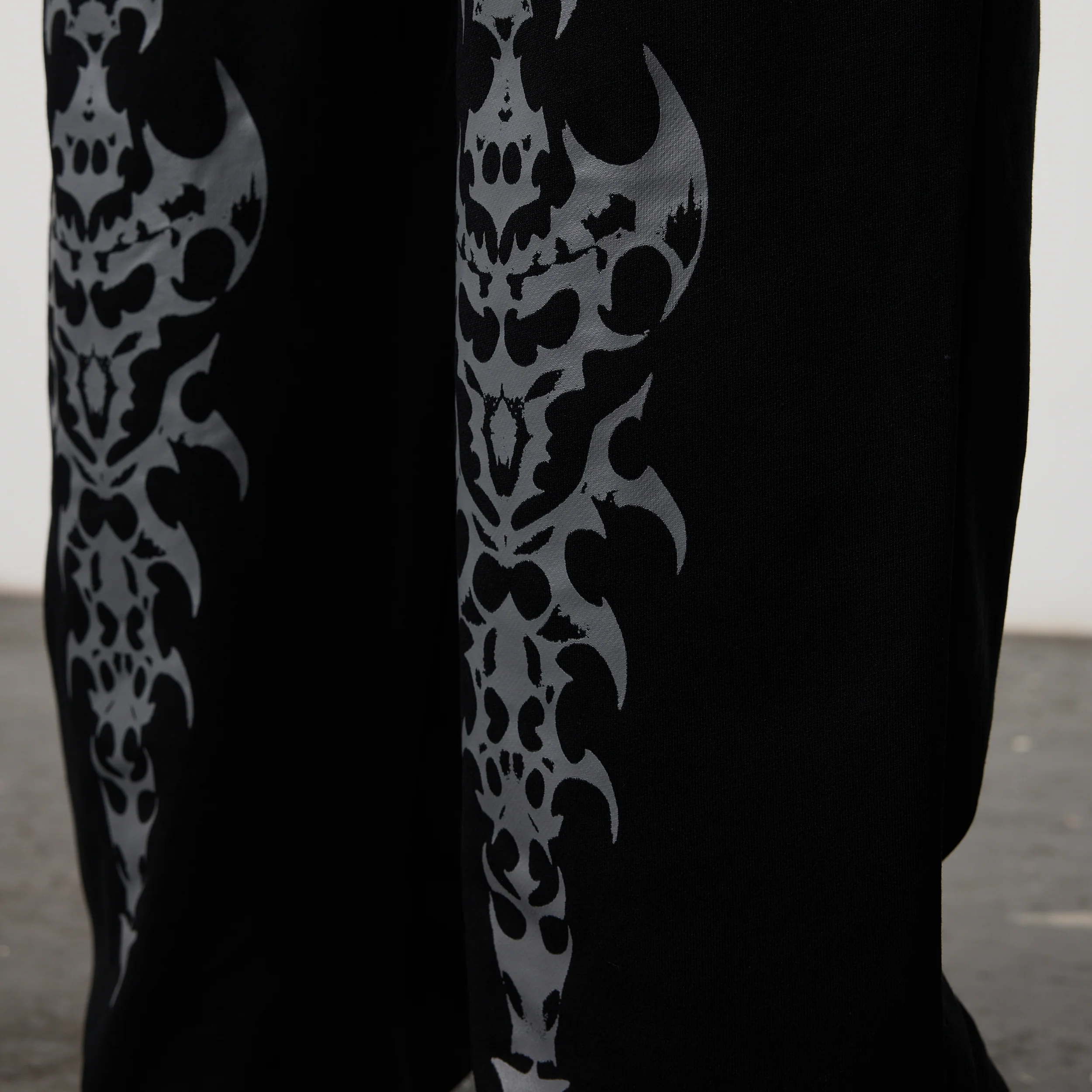 BLACK FORGE BLACK STRAIGHT LEG SWEATPANTS - Image 3