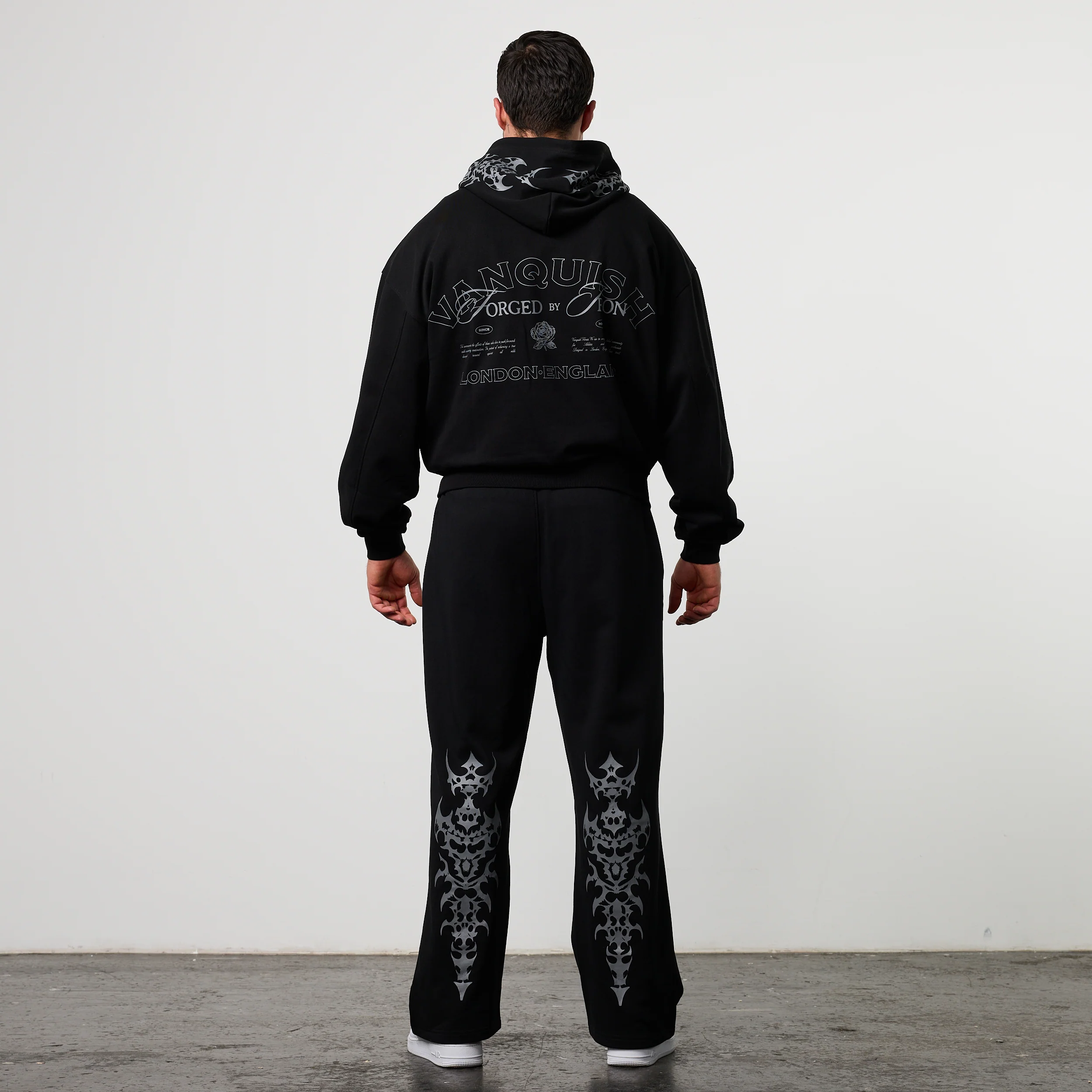BLACK FORGE BLACK STRAIGHT LEG SWEATPANTS - Image 5