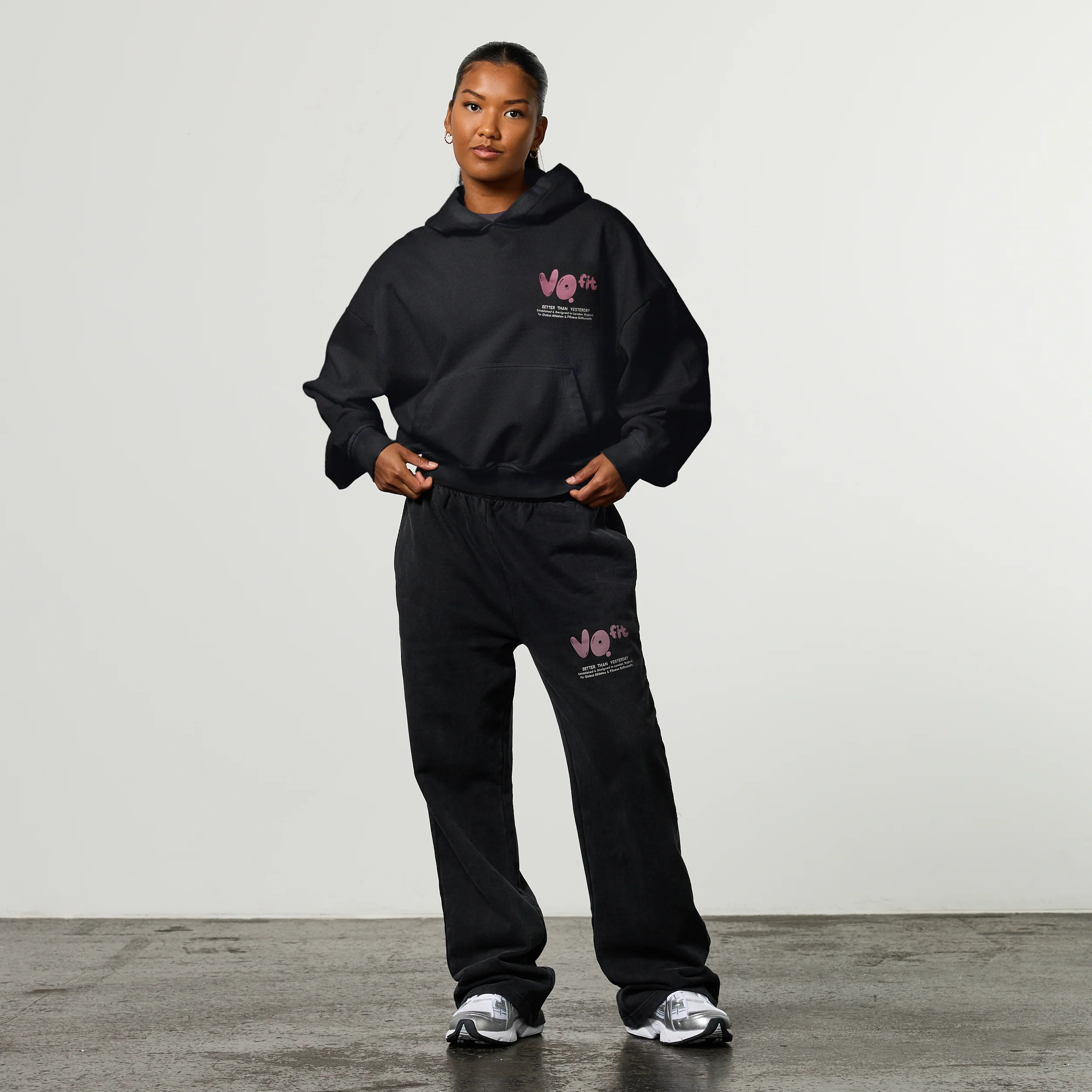 BUBBLE BLACK STRAIGHT LEG SWEATPANTS - Image 4