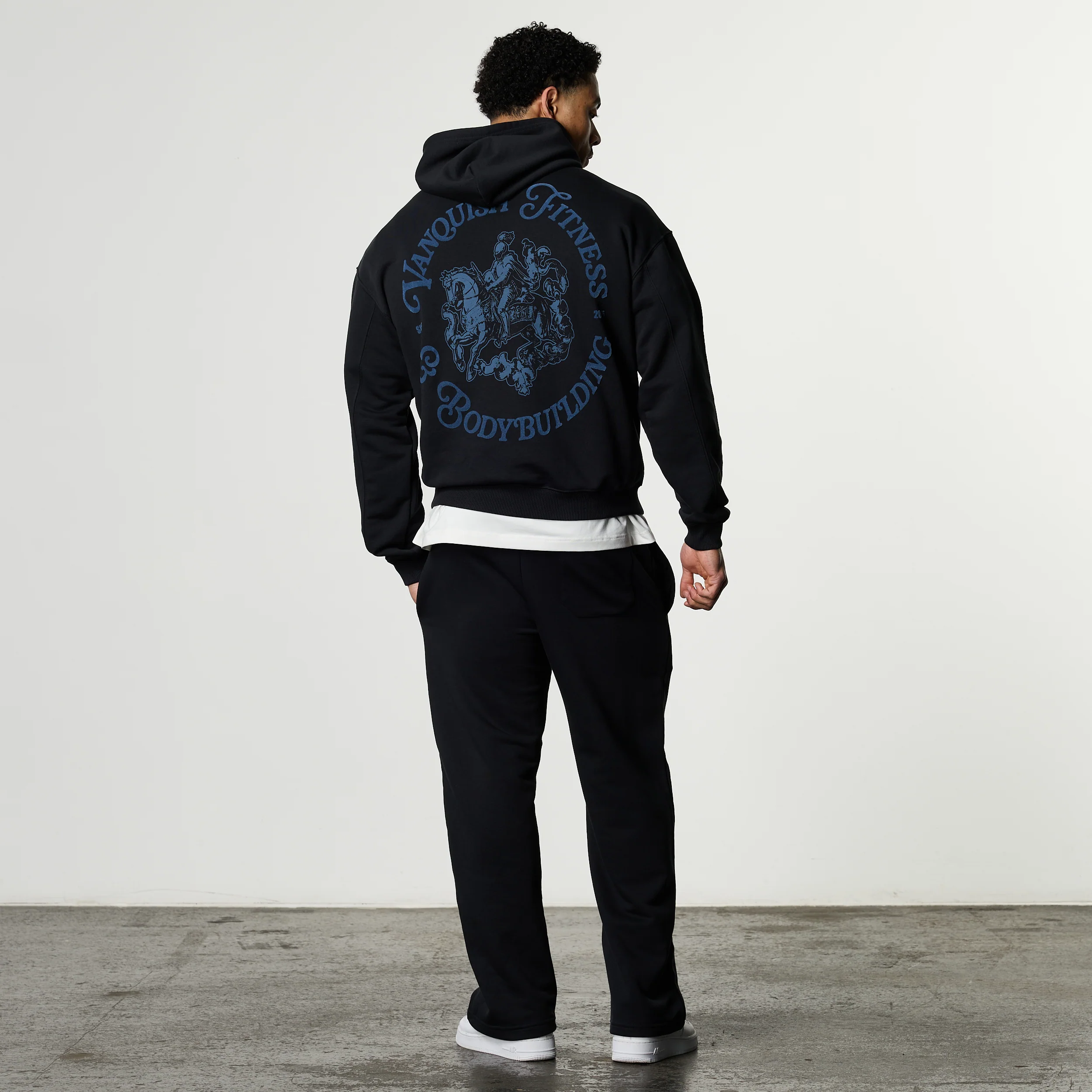 CAMELOT BLACK OVERSIZED HOODIE - Image 5