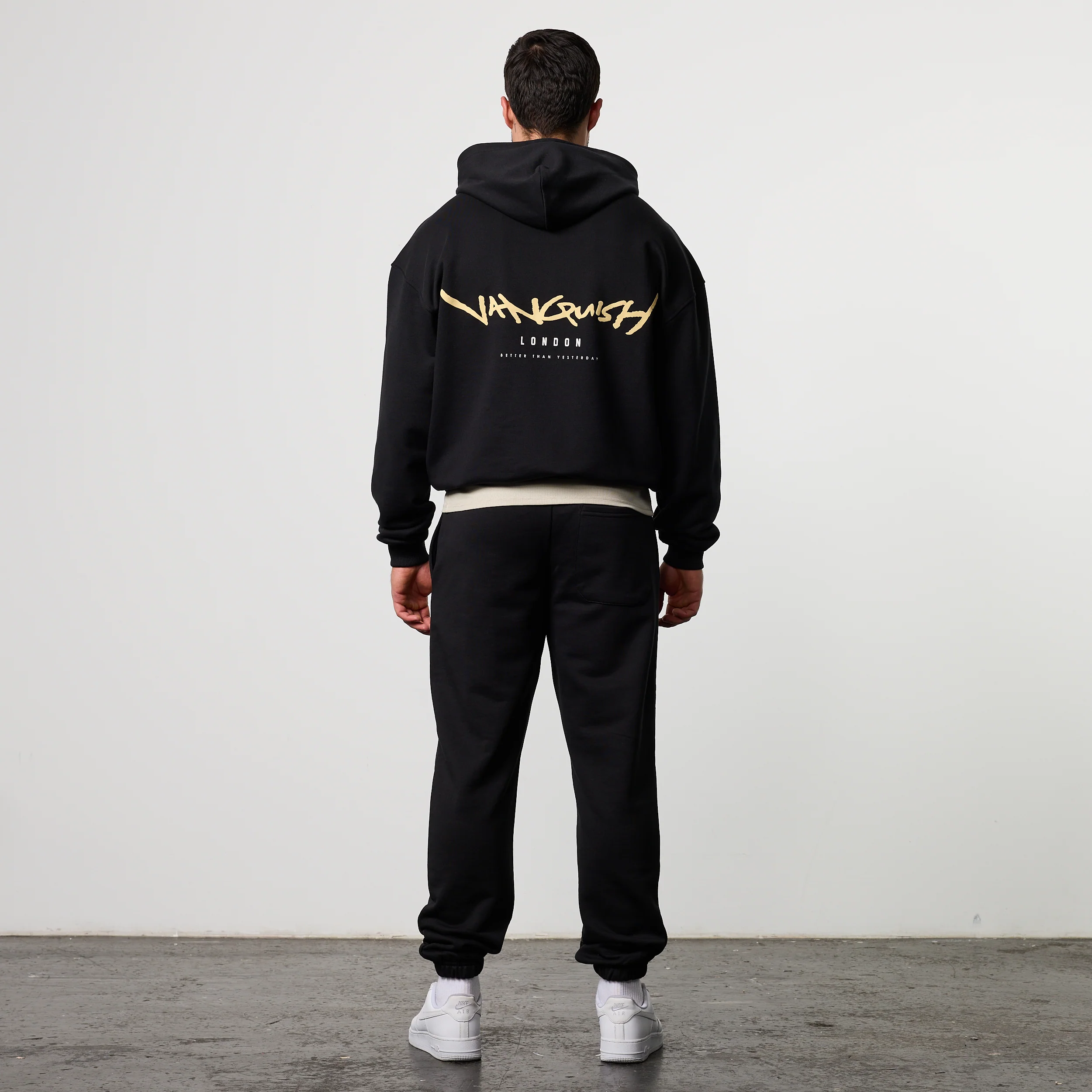 GRAFFITI BLACK OVERSIZED HOODIE - Image 6