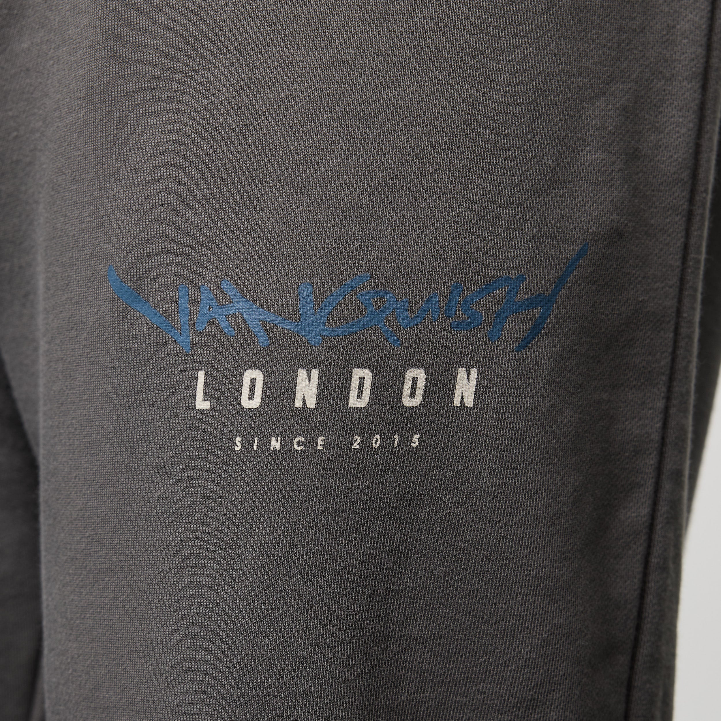GRAFFITI GREY OVERSIZED SWEATPANTS - Image 3