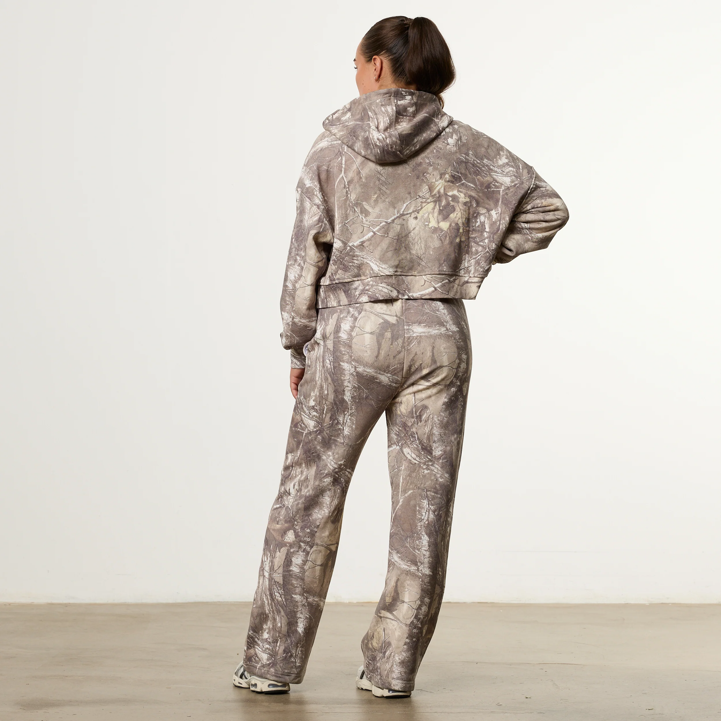 WOMENS CAMO OVERSIZED CROPPED HOODIE - Image 5