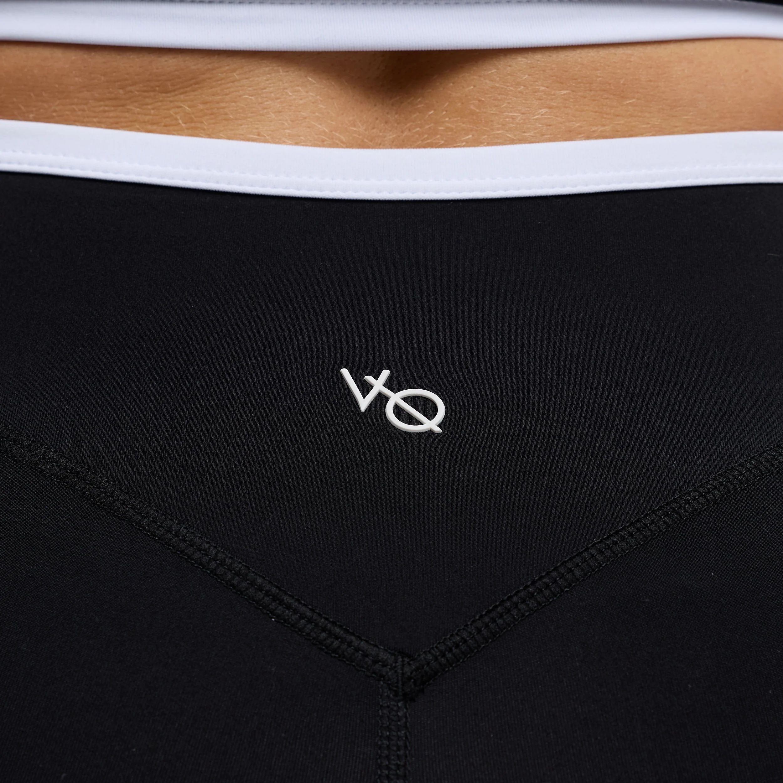 MONOCHROME BLACK WRAP FLARES - Image 4
