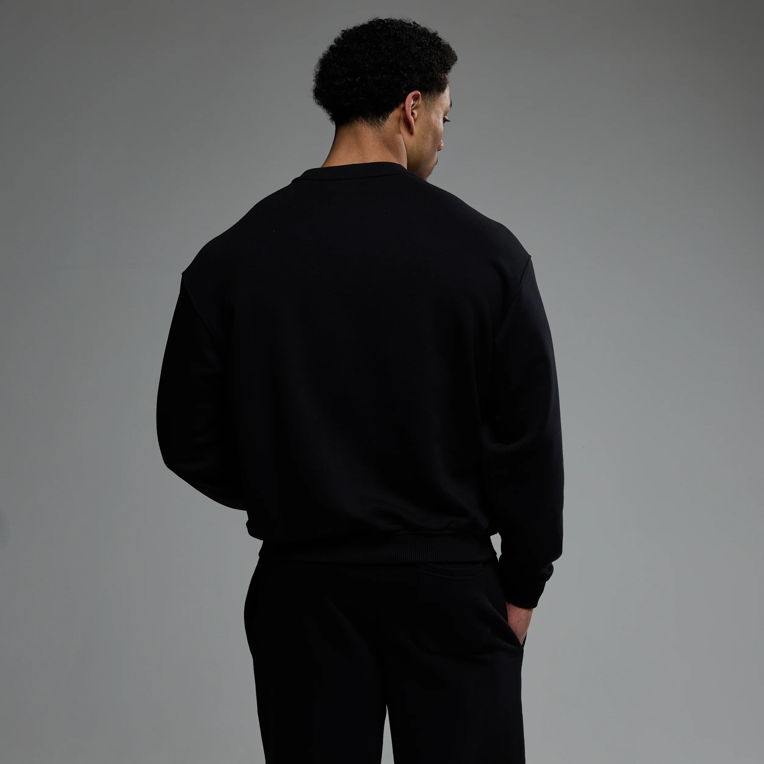 MONOGRAM BLACK SWEATSHIRT - Image 2