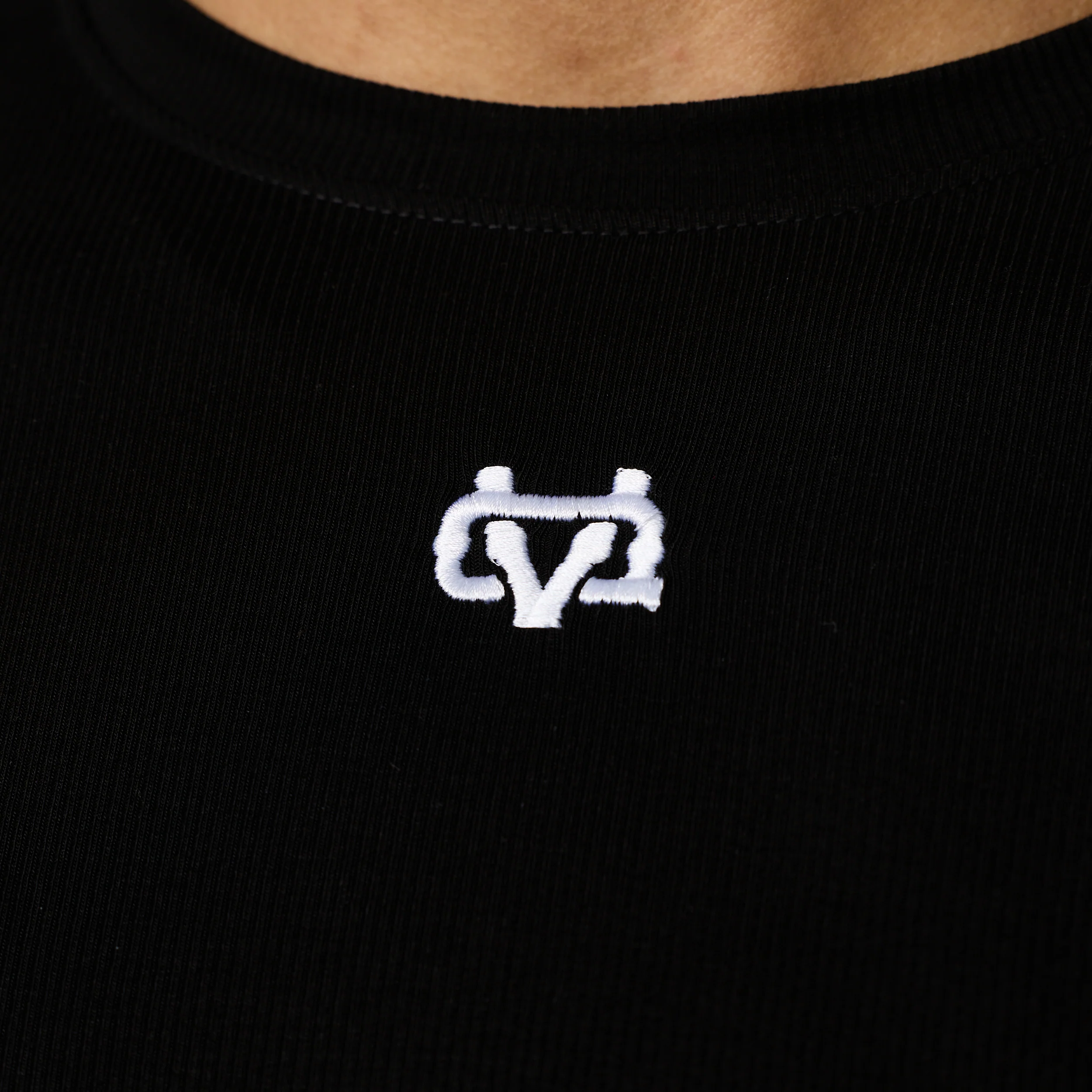 MONOGRAM RIB BLACK SLIM FIT LONG SLEEVE T SHIRT - Image 3