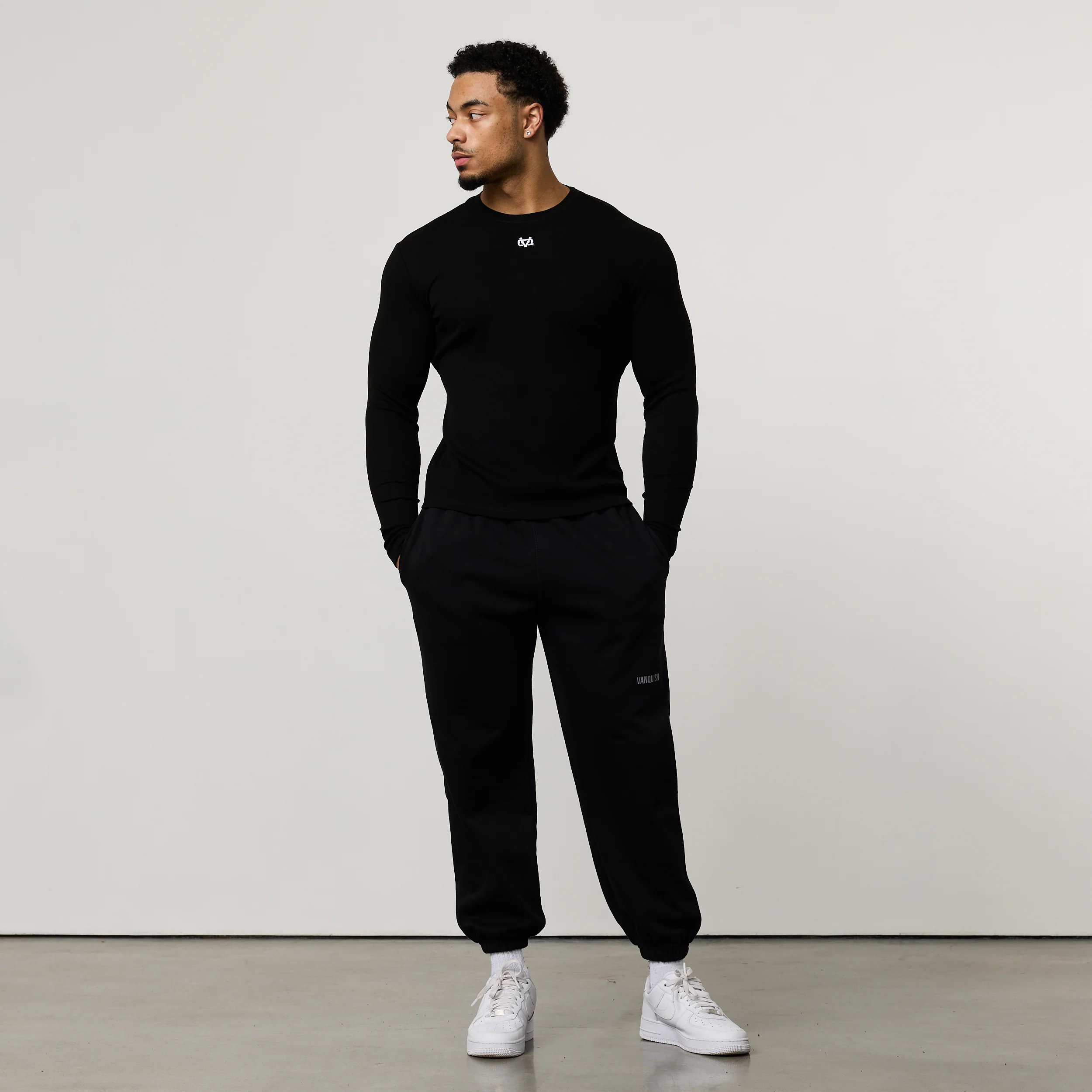 MONOGRAM RIB BLACK SLIM FIT LONG SLEEVE T SHIRT - Image 4