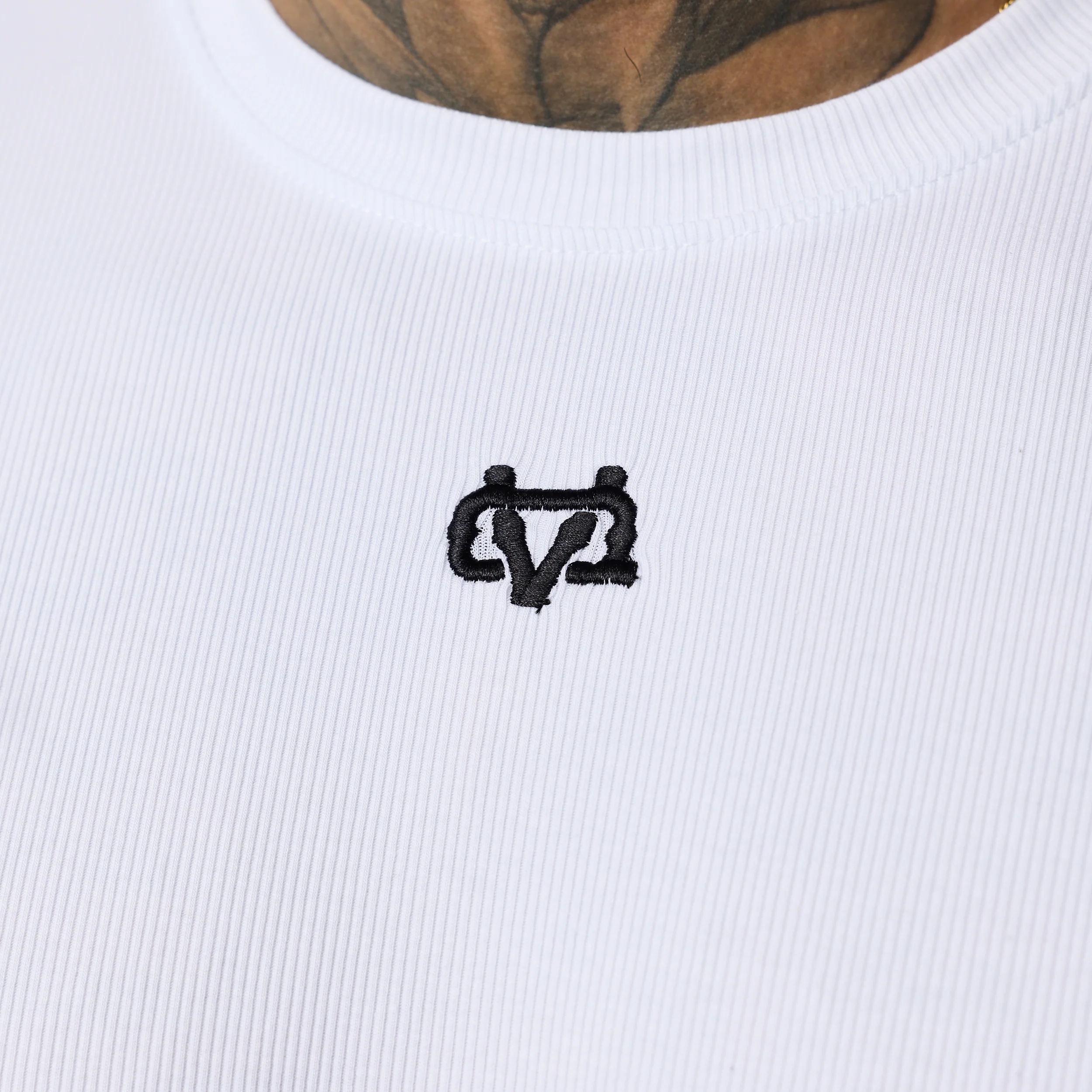 MONOGRAM RIB WHITE SLIM FIT LONG SLEEVE T SHIRT - Image 3