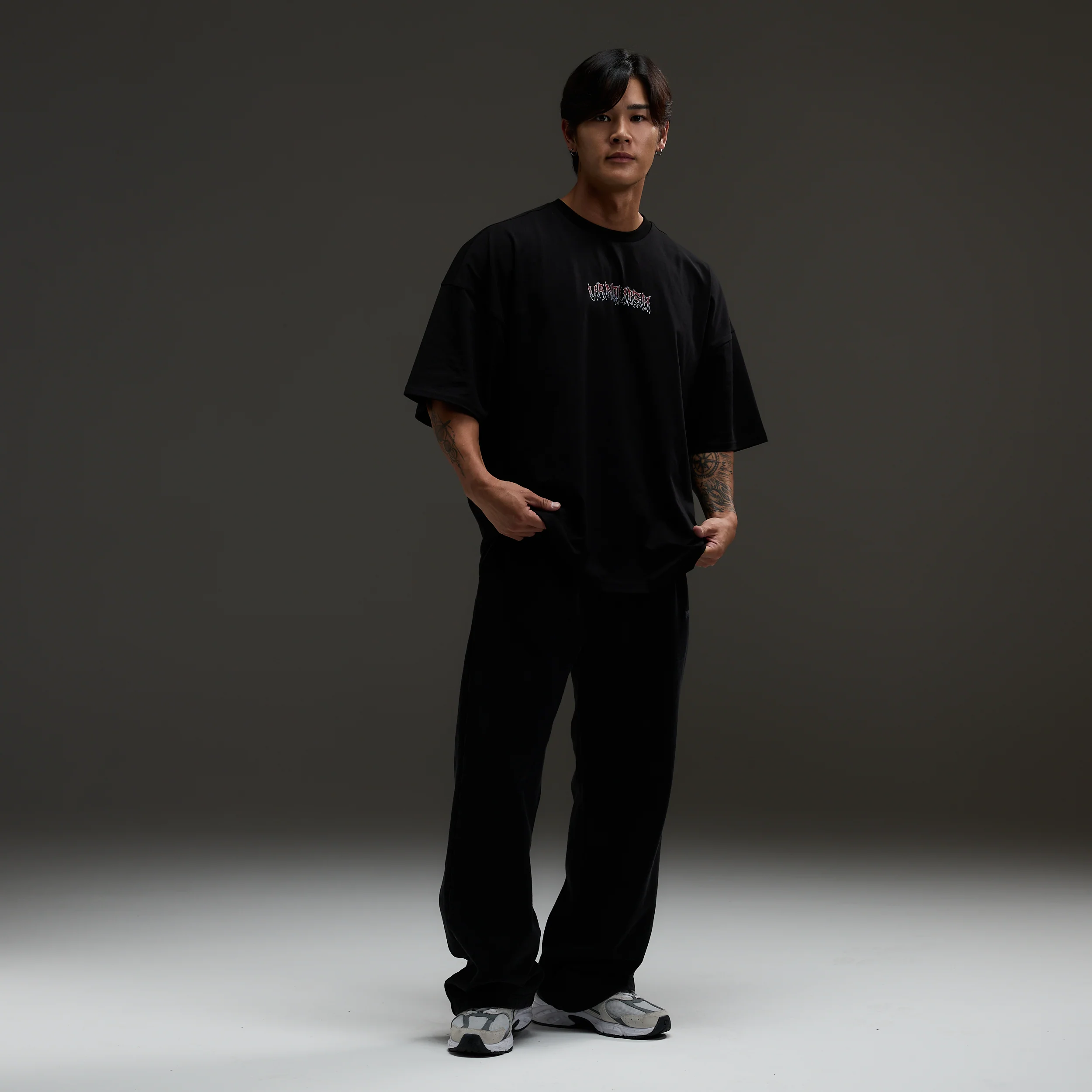 VQ x Baki: Black Oliva Boxy Oversized T Shirt - Image 6