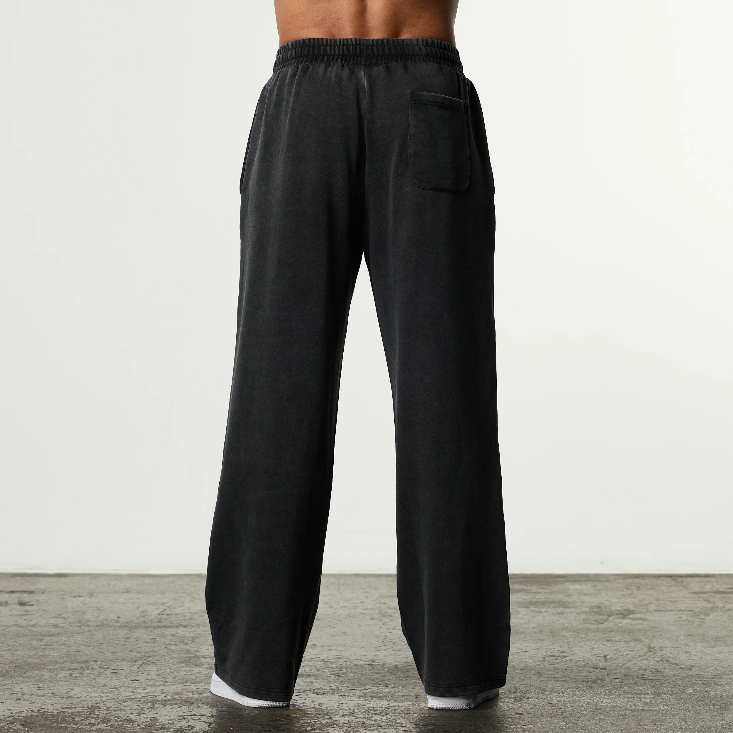 HERITAGE AND STRENGTH BLACK STRAIGHT LEG SWEATPANTS - Image 2