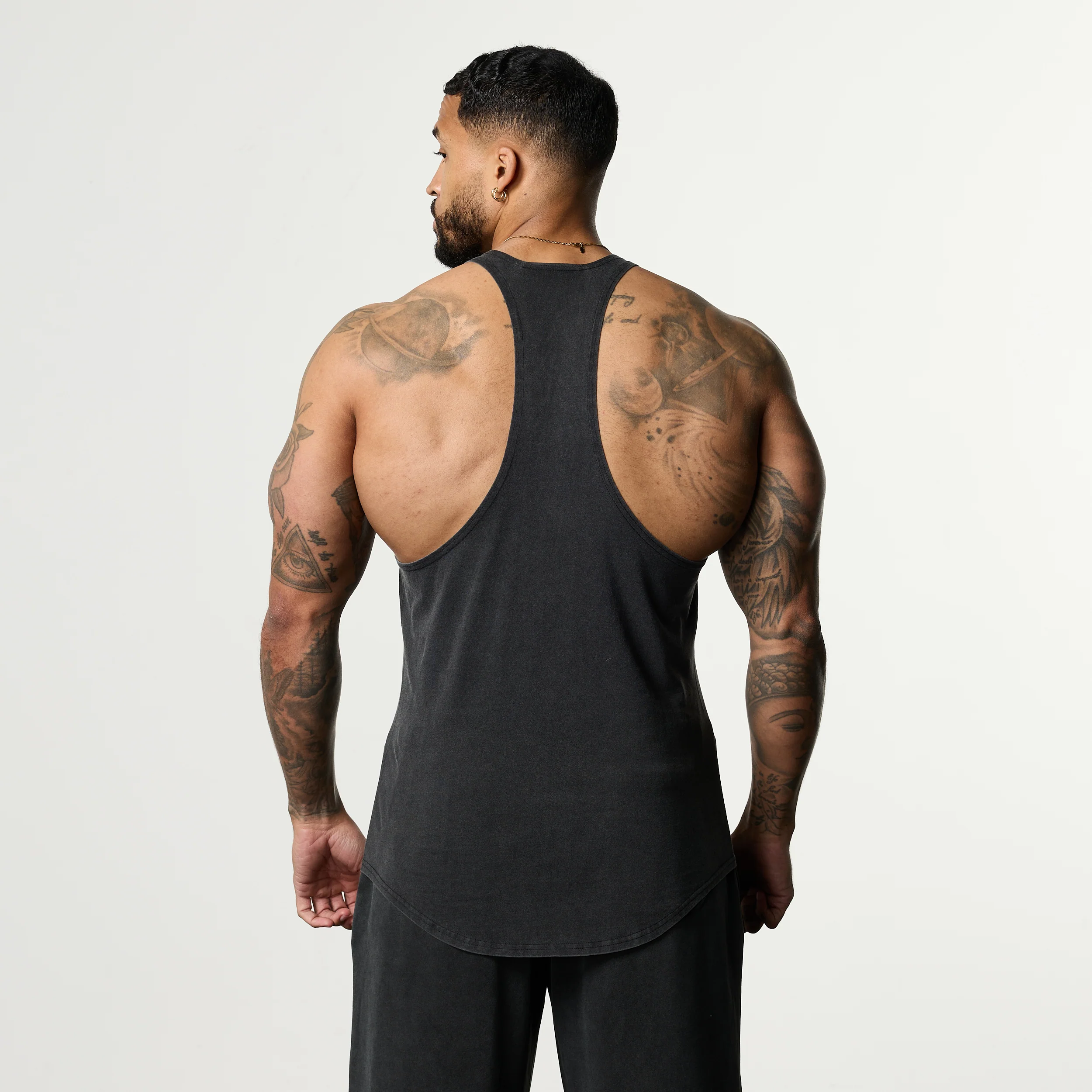 HERITAGE AND STRENGTH BLACK STRINGER VEST - Image 2