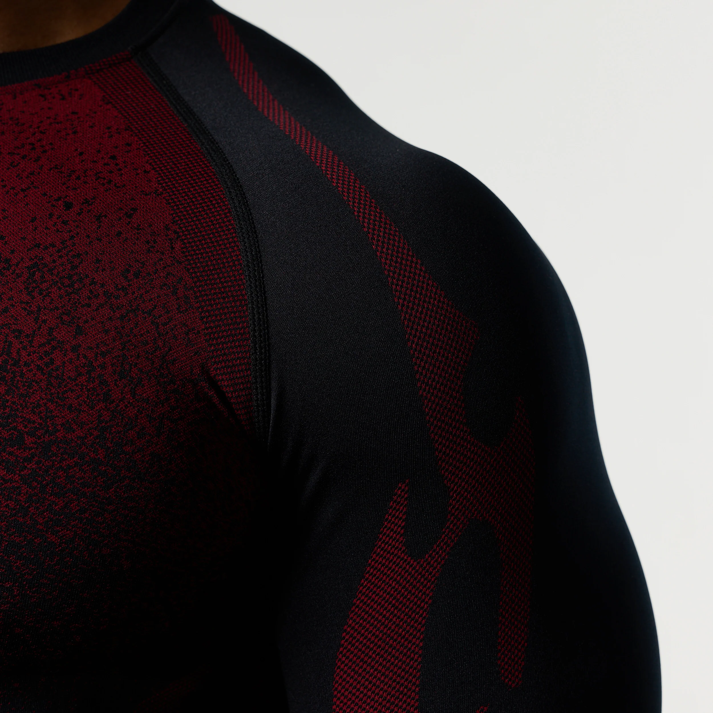 TRIBAL COMPRESSION BLACK AND RED LONG SLEEVE T SHIRT - Image 4