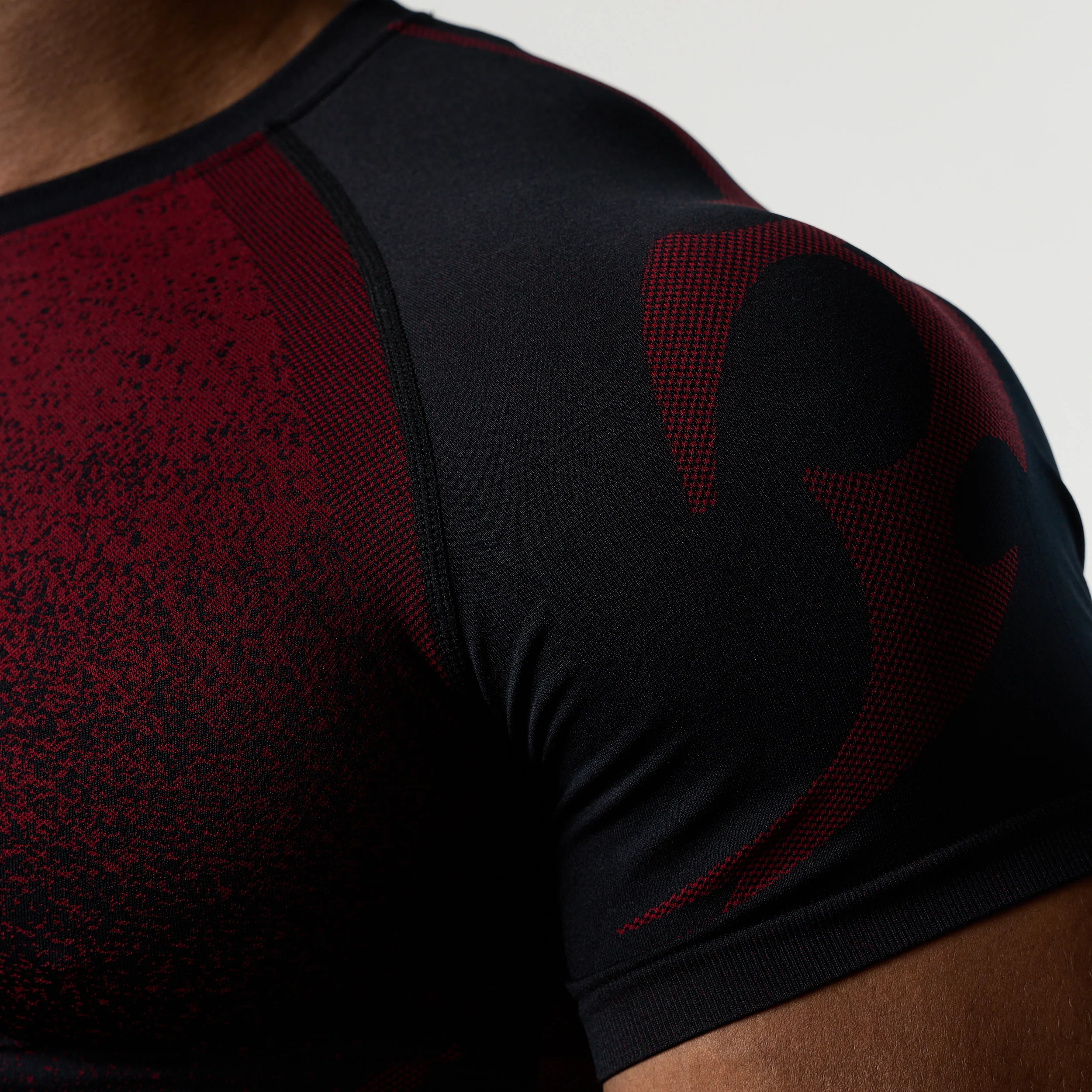 TRIBAL COMPRESSION BLACK AND RED SHORT SLEEVE T SHIRT - Image 4