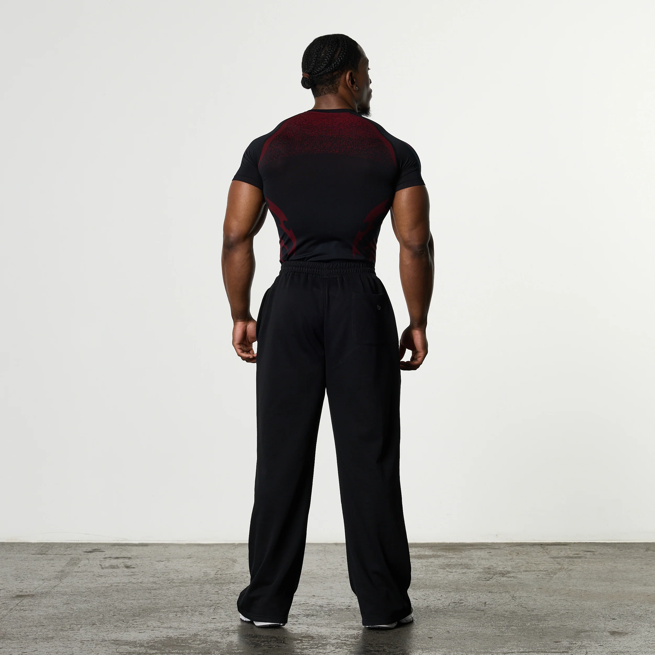 TRIBAL COMPRESSION BLACK AND RED SHORT SLEEVE T SHIRT - Image 7