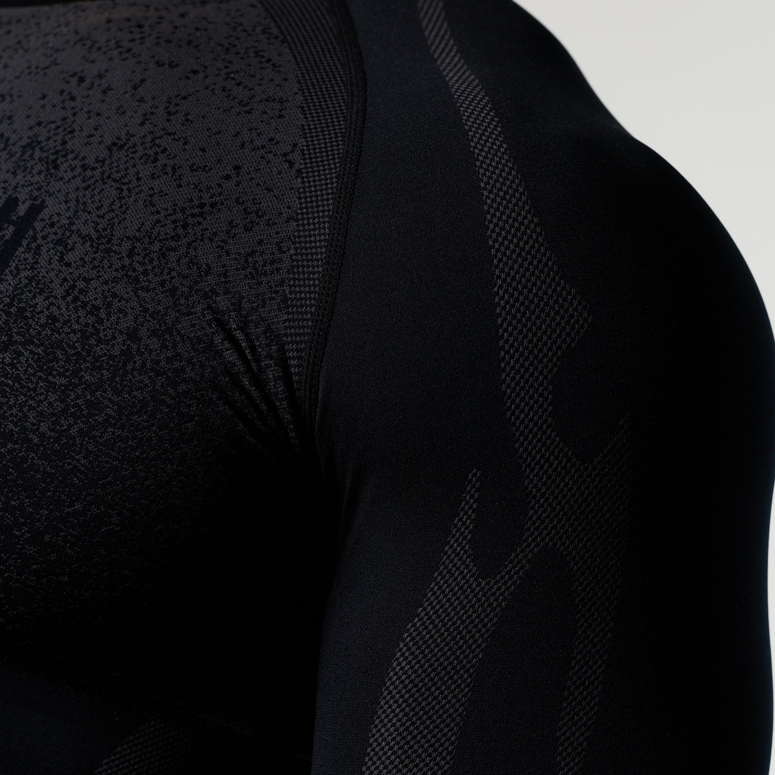 TRIBAL COMPRESSION BLACK LONG SLEEVE T SHIRT - Image 3
