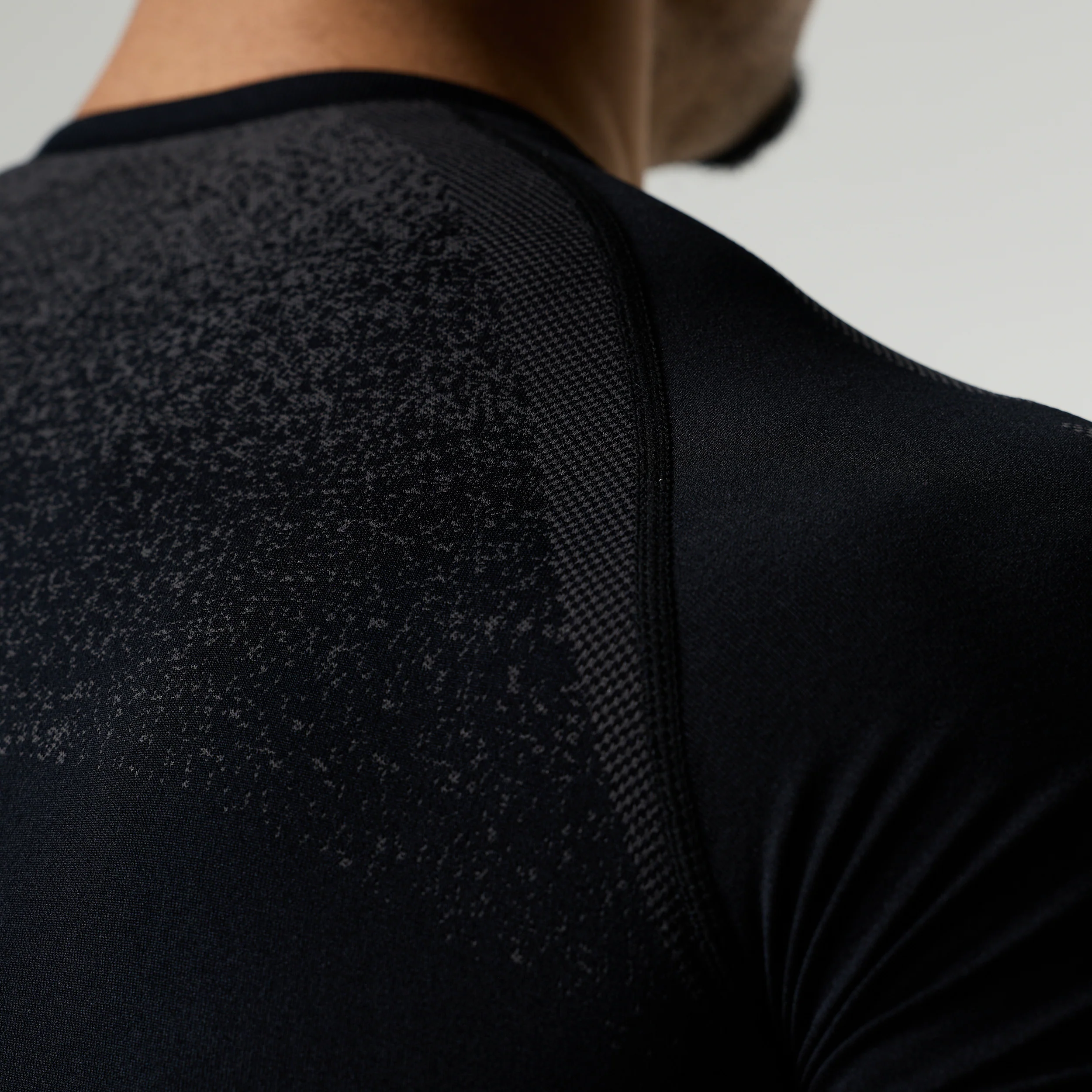 TRIBAL COMPRESSION BLACK SHORT SLEEVE T SHIRT - Image 3