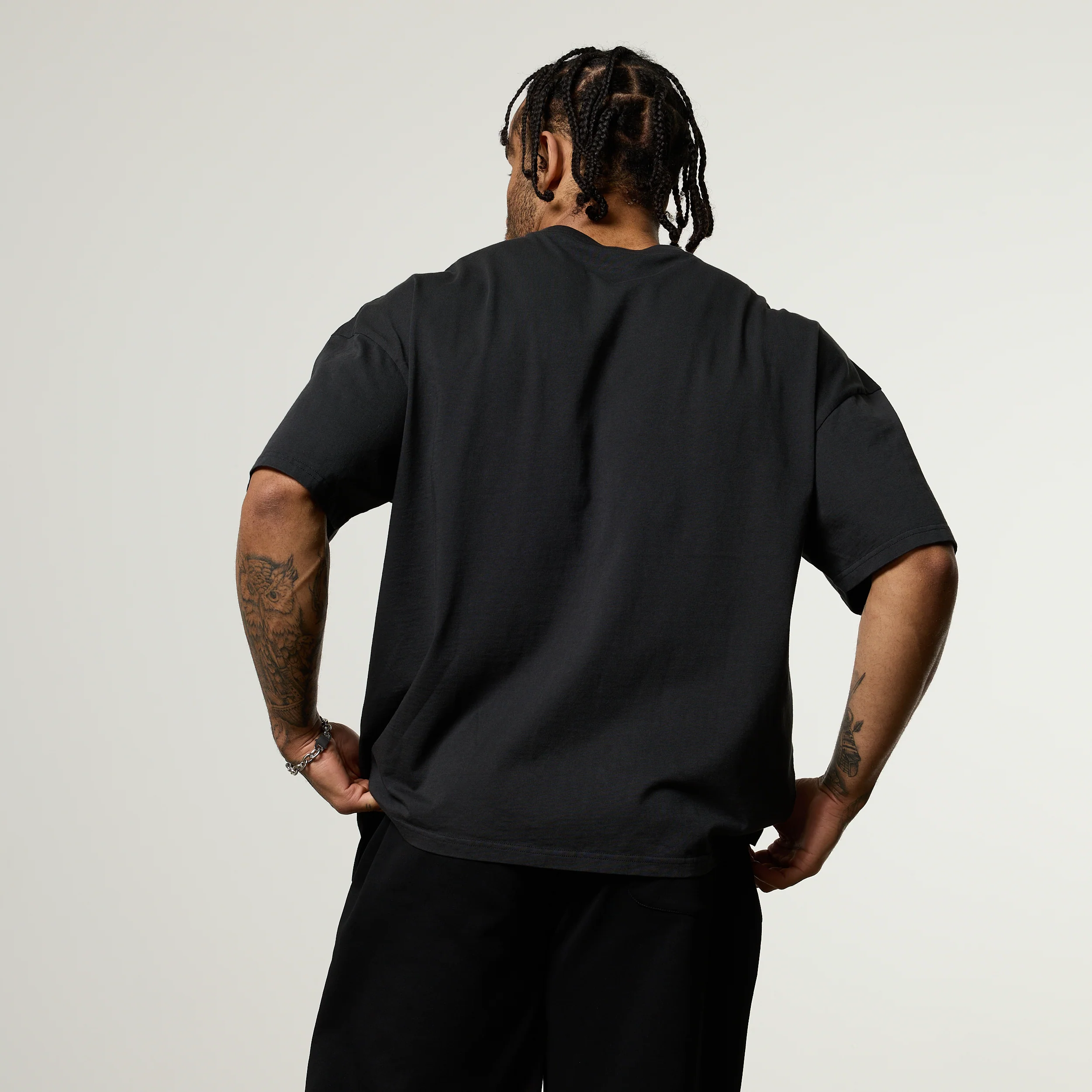 Vanquish Obsidian Black Angel Oversized Boxy T Shirt - Image 3