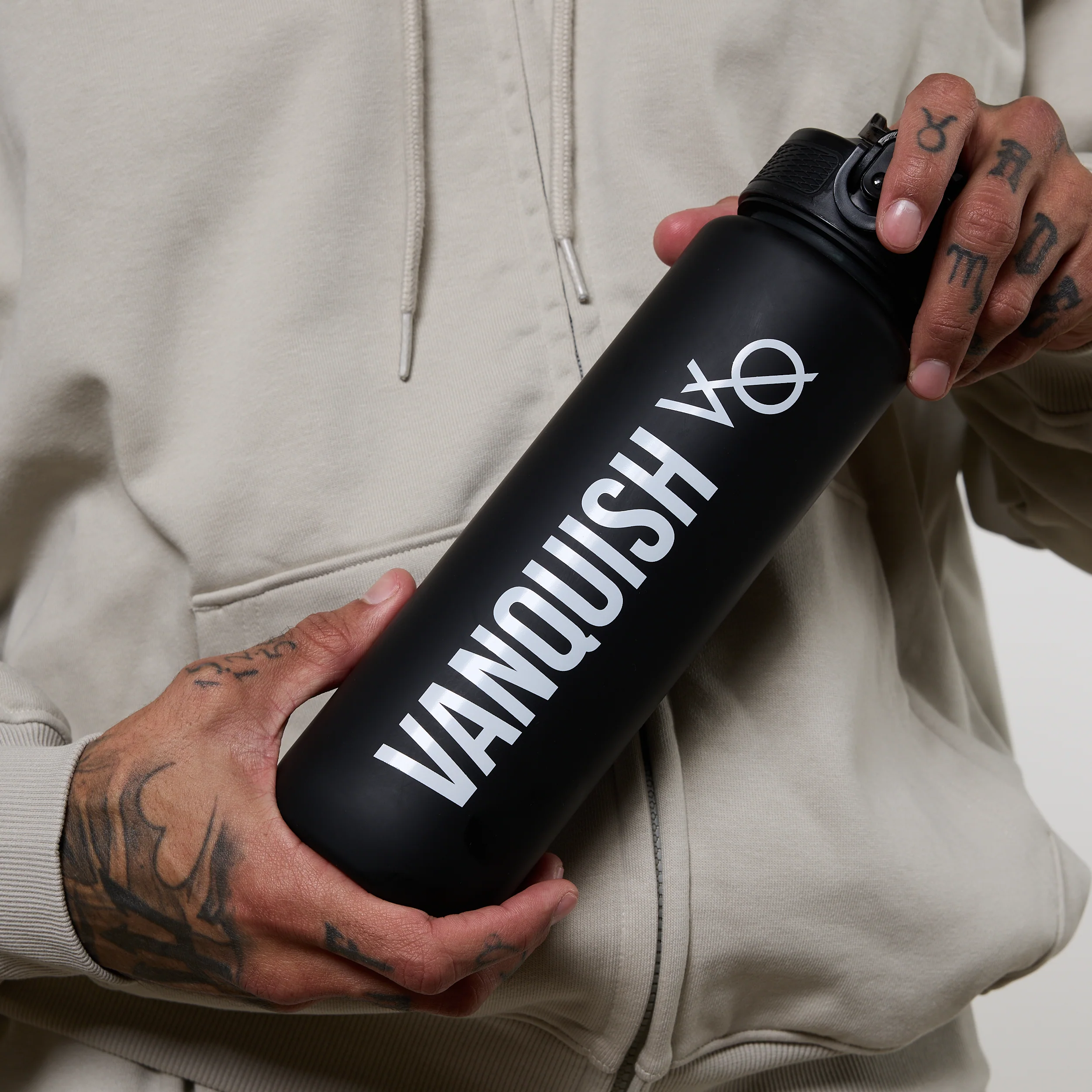 Vanquish Black Water Bottle - Image 4