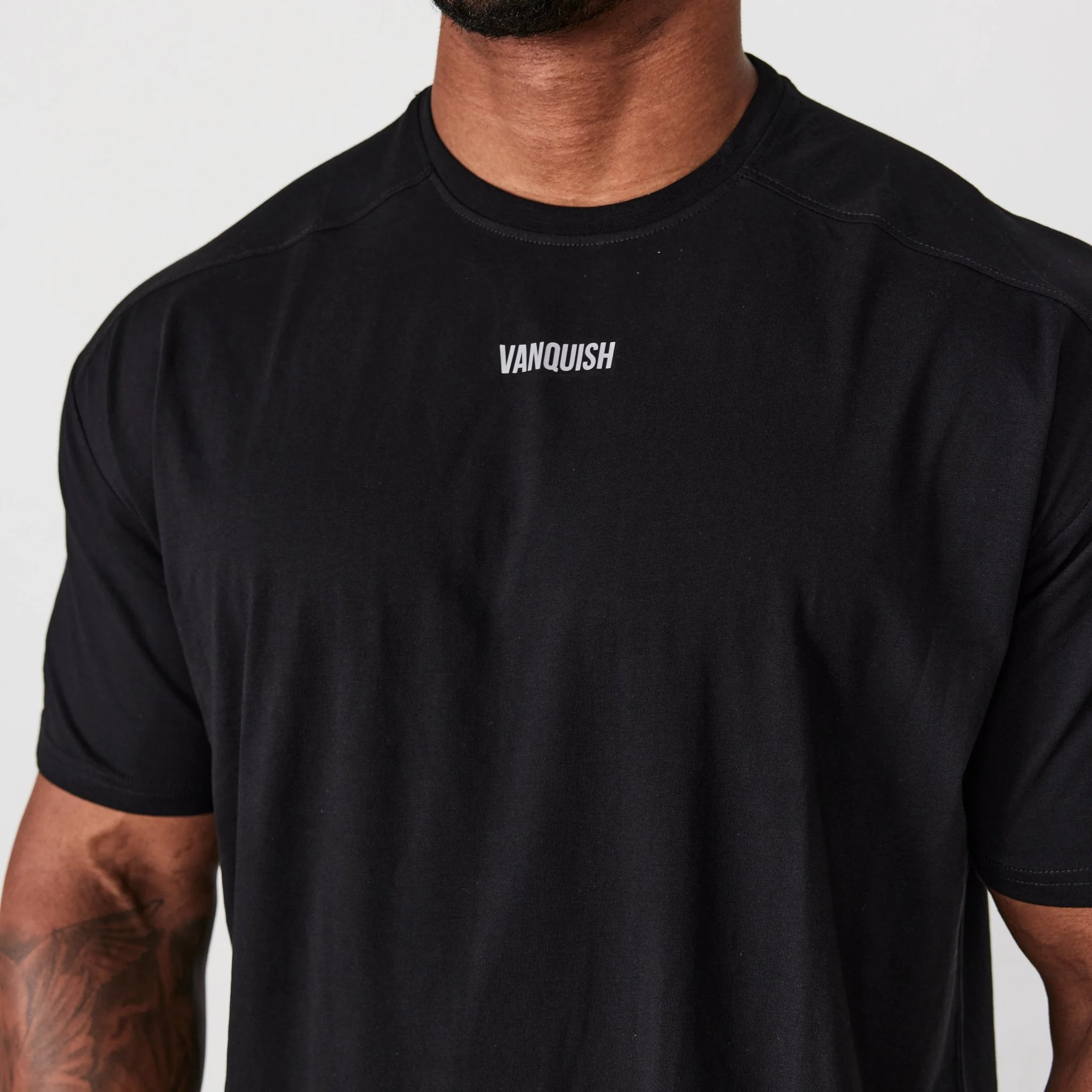 Vanquish Essential Black Oversized T Shirt - Image 3