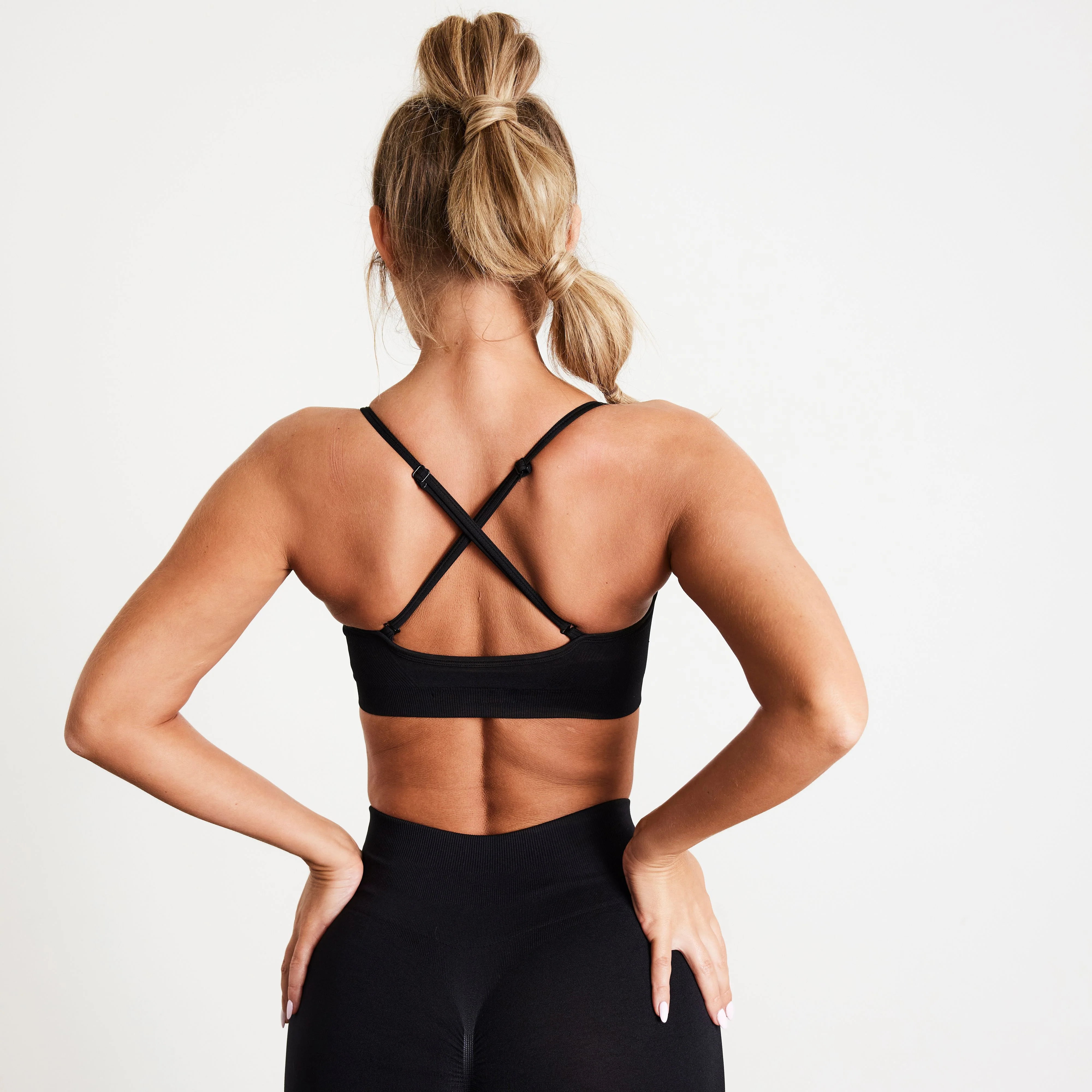 Vanquish Elevate Seamless Black Multiway Low Support Bra - Image 3