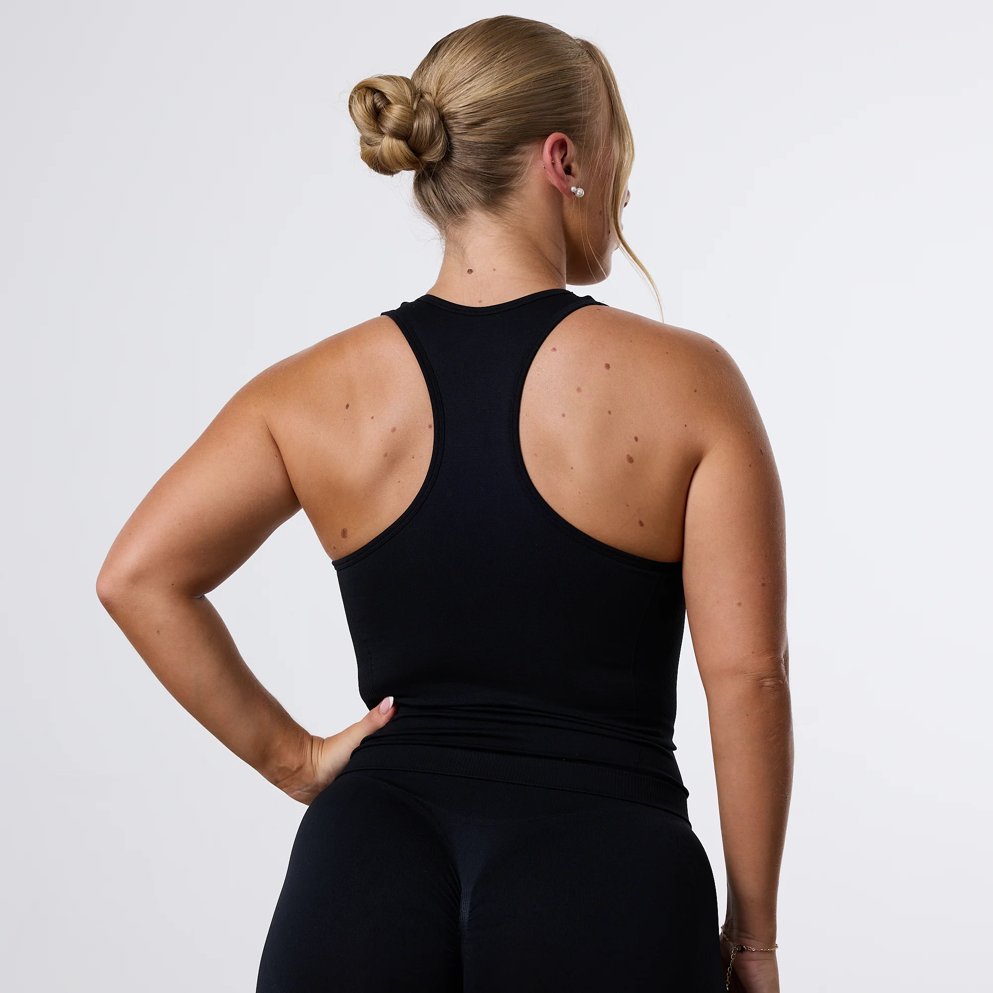 Vanquish Elevate Seamless Black Racer Back Midi Tank Top - Image 4