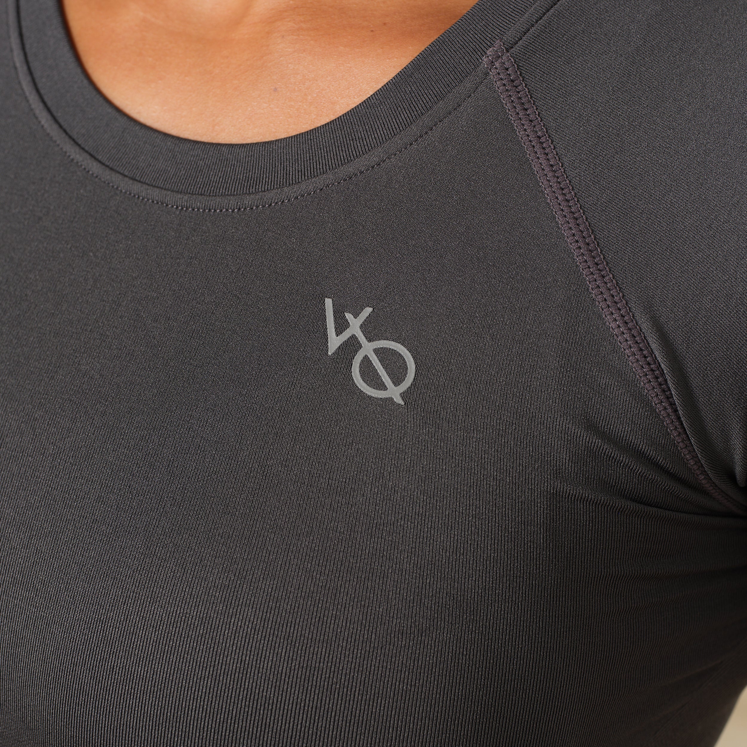 Vanquish Elevate Seamless Charcoal Midi Cap Sleeve T Shirt - Image 5