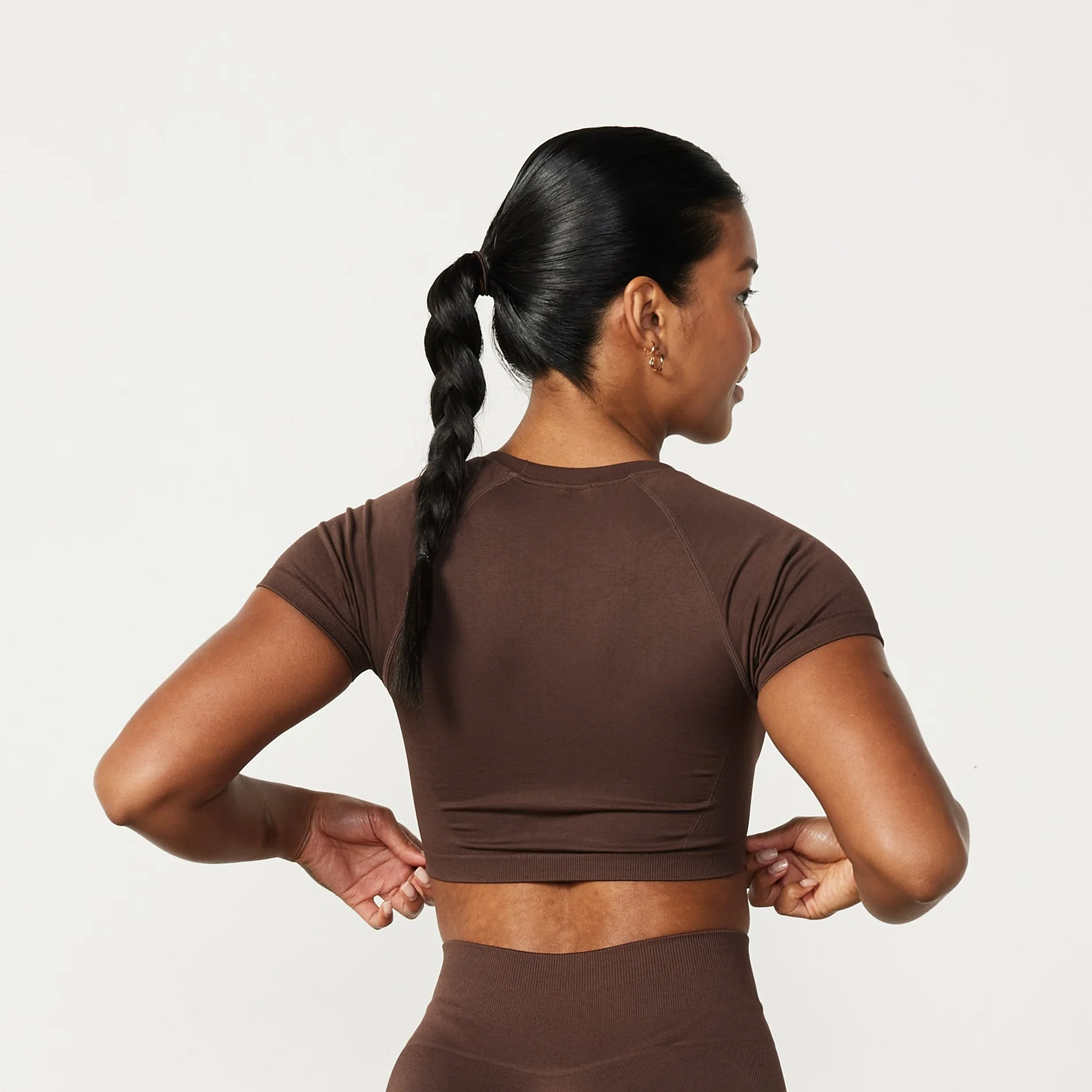 Vanquish Elevate Seamless Coffee Brown Cap Sleeve Cropped T Shirt - Image 3