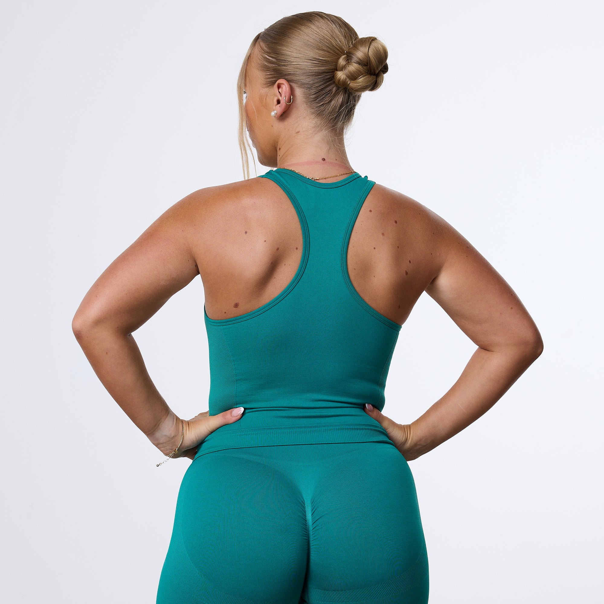 Vanquish Elevate Seamless Emerald Teal Racer Back Midi Tank Top - Image 4