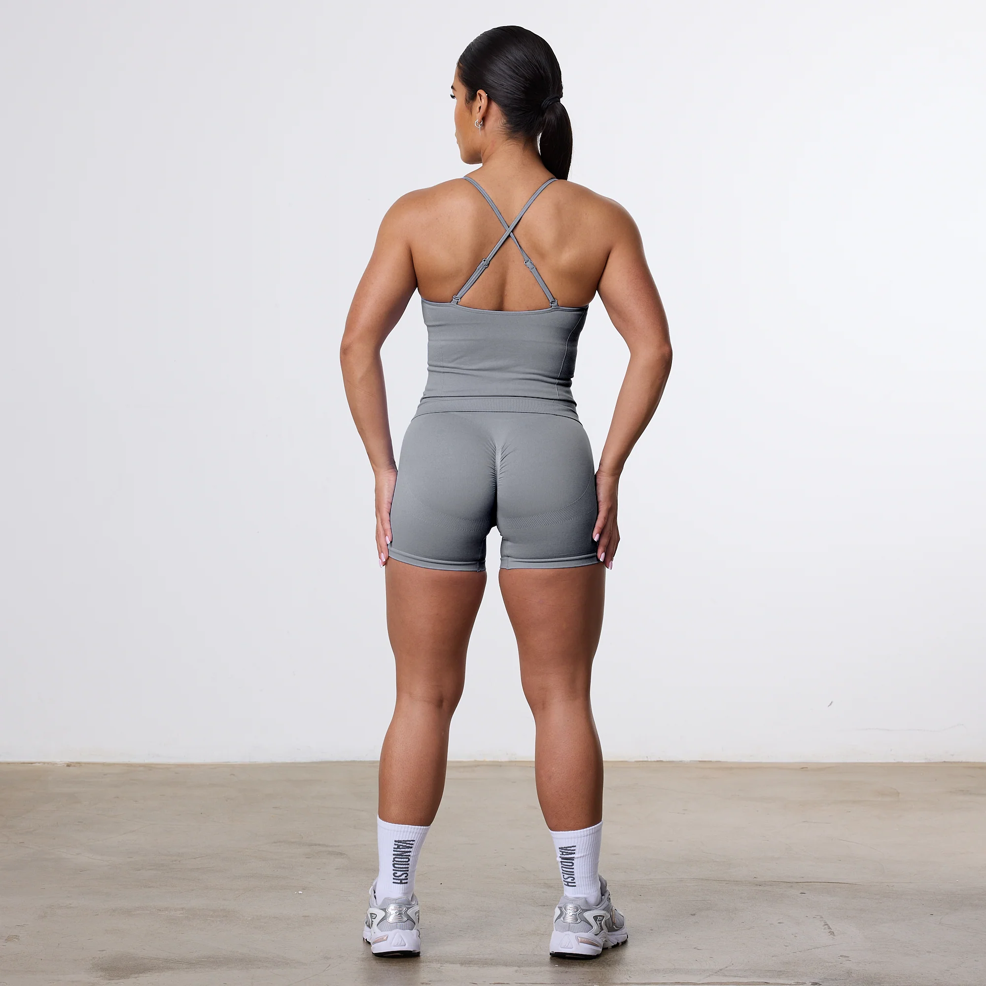 Vanquish Elevate Seamless Smoke Grey 2 in 1 Vest - Image 3