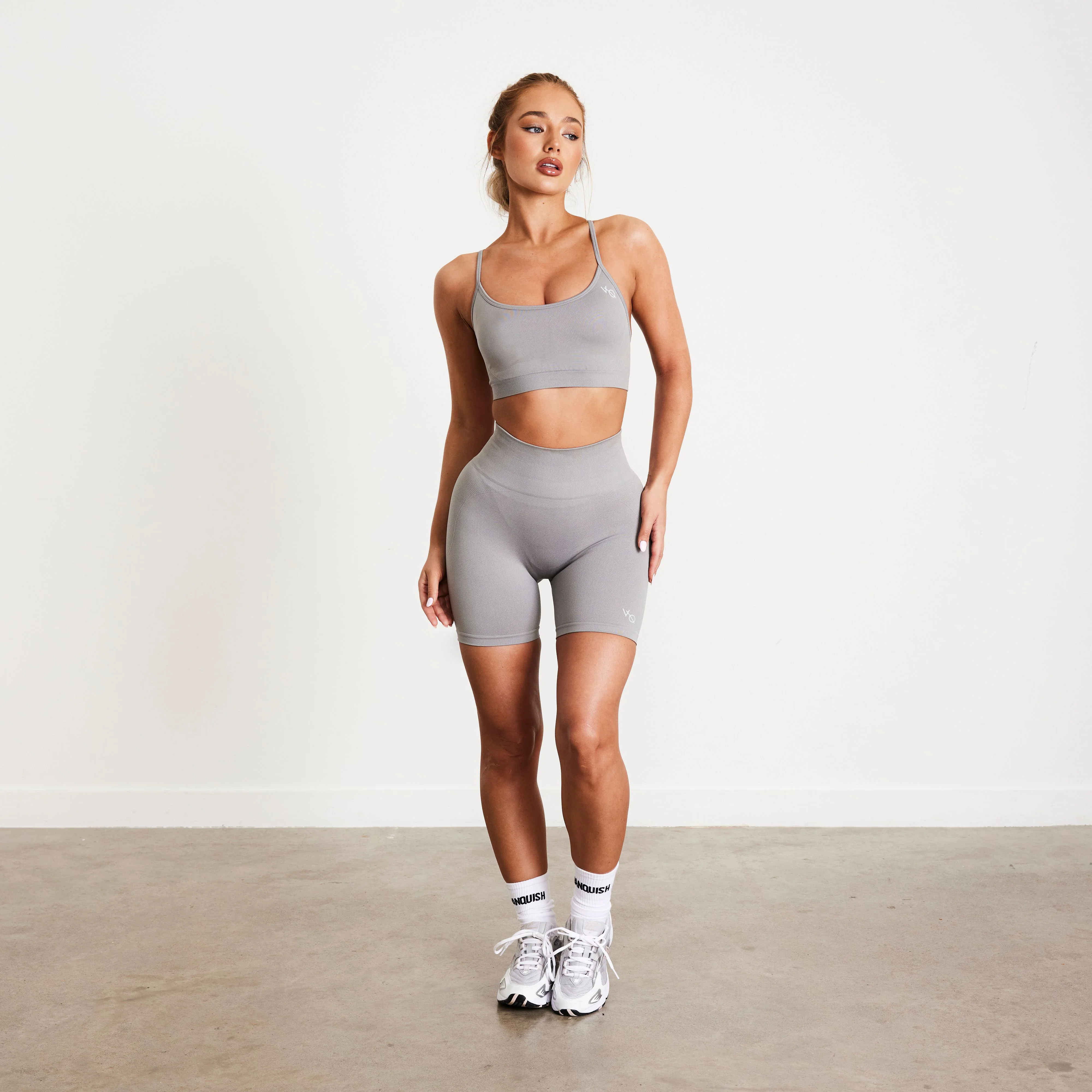 Vanquish Elevate Seamless Smoke Grey Multiway Low Support Bra - Image 6