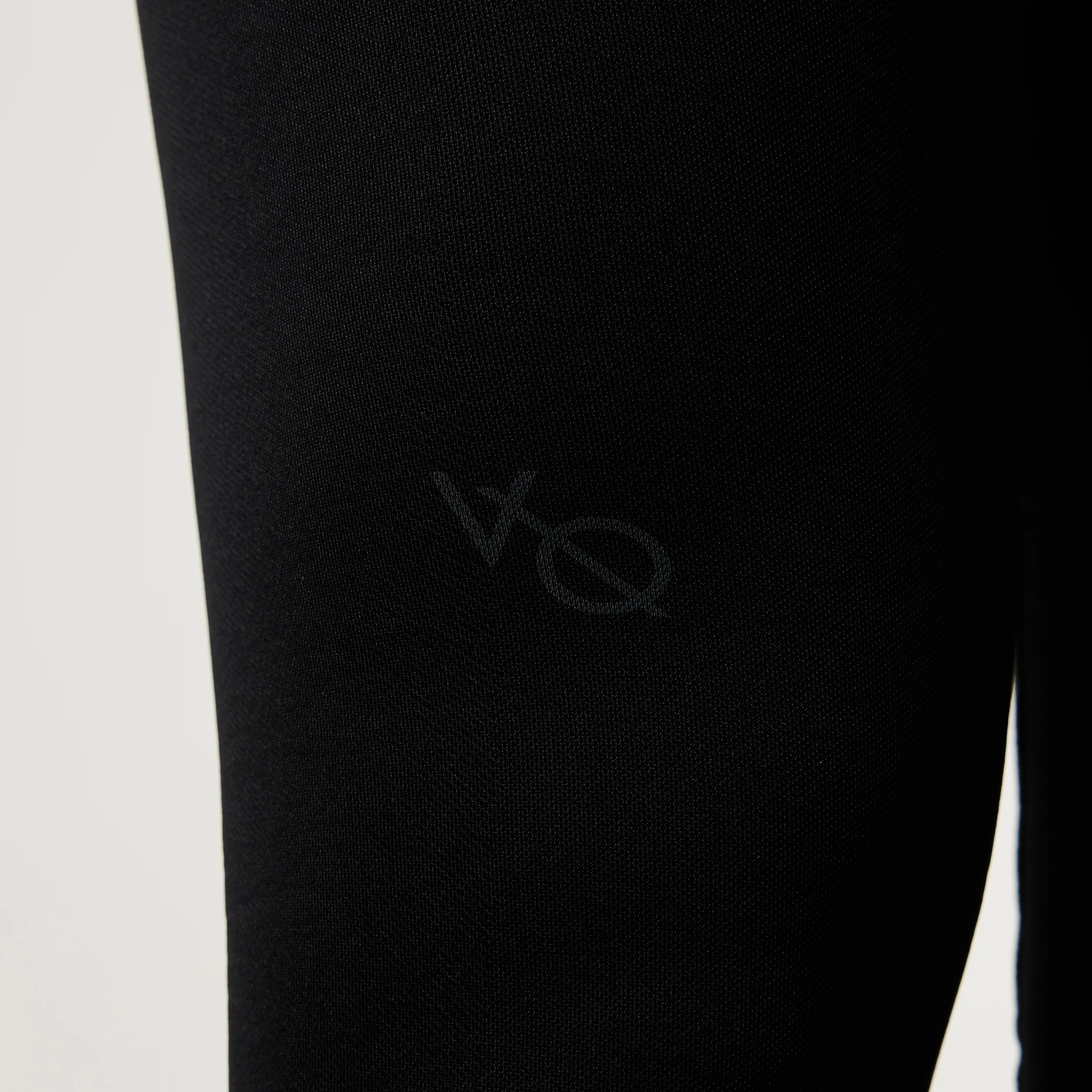 Vanquish Elevate V2 Petite Seamless Black Scrunch Leggings - Image 5