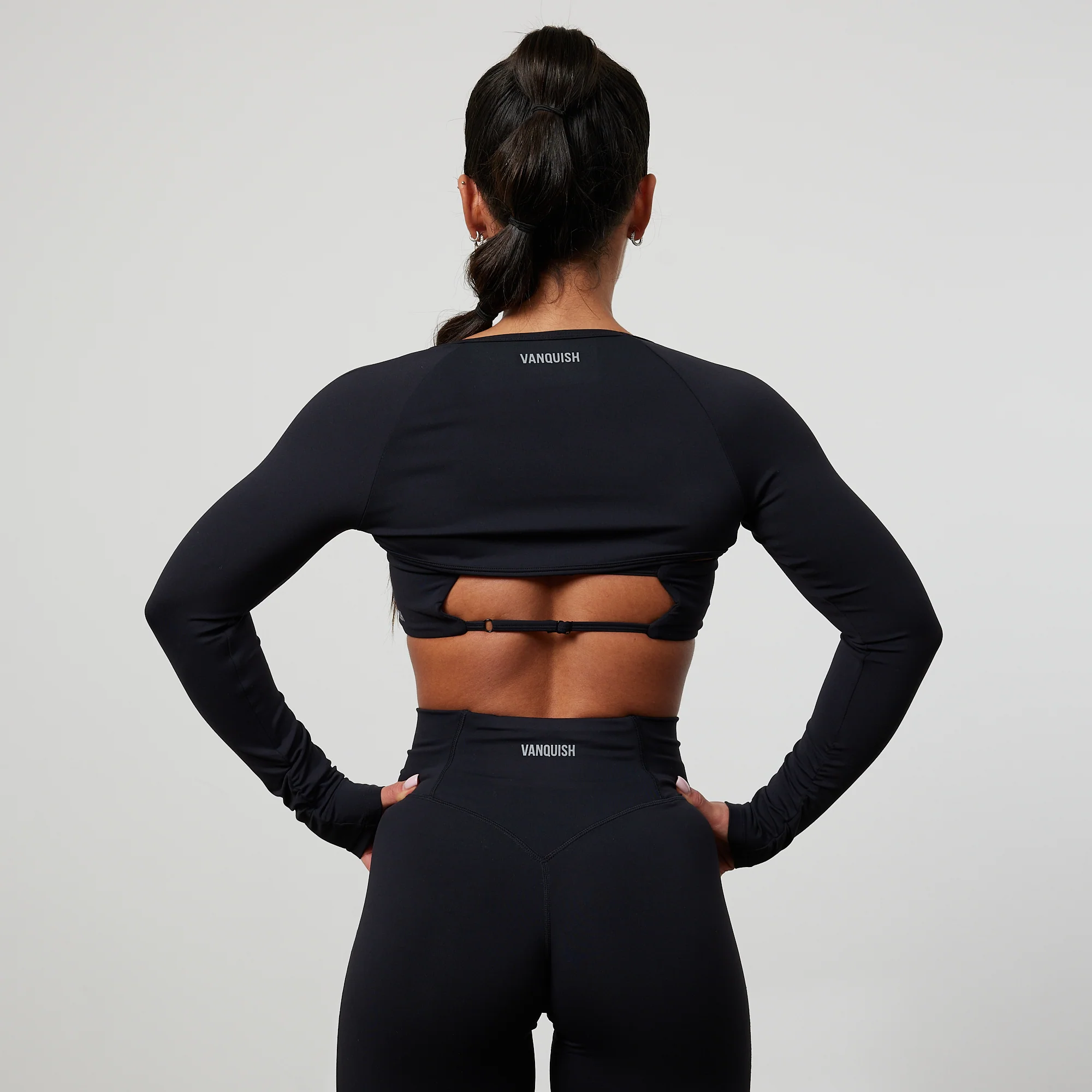 Vanquish Enhance Black Long Sleeve Shrug - Image 4