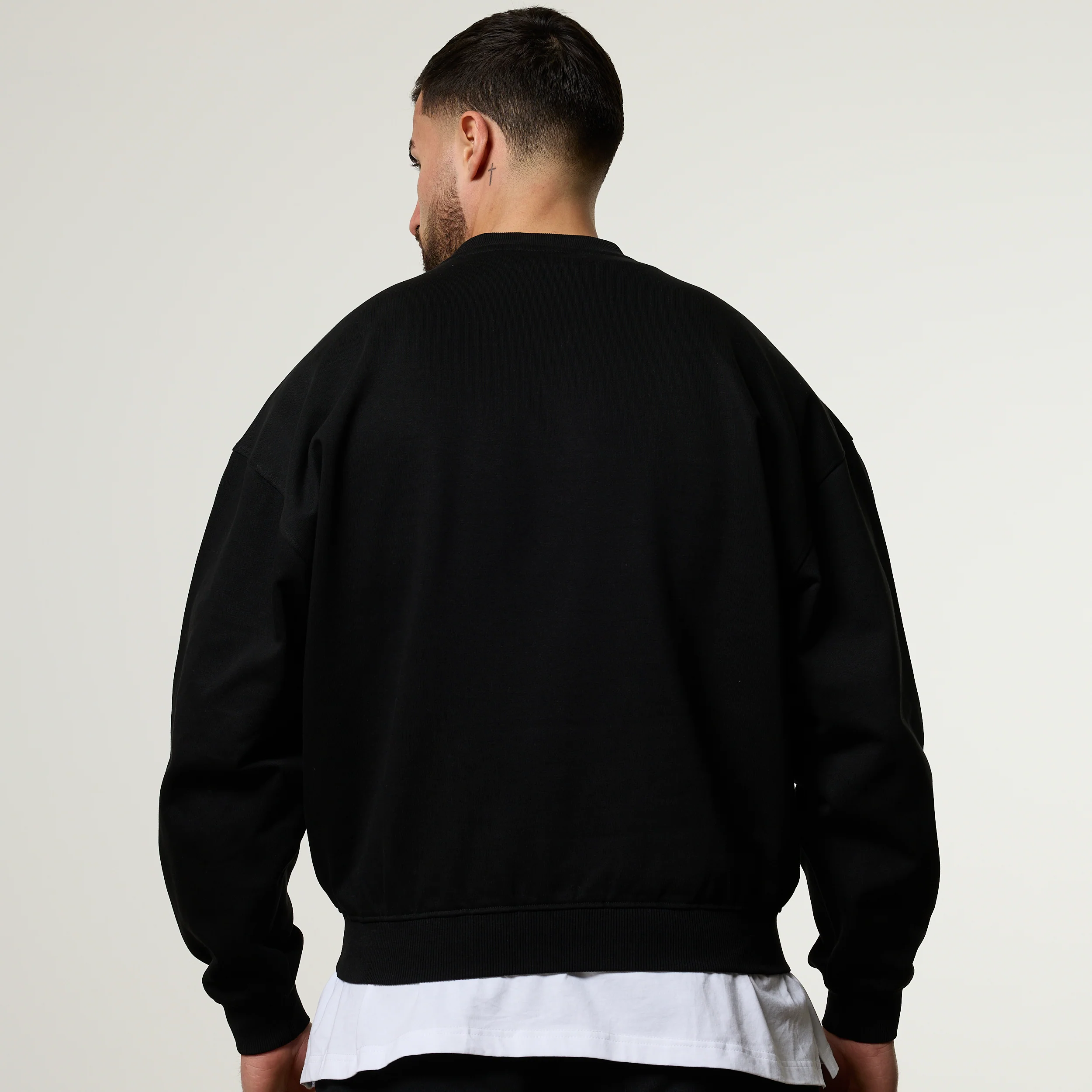 Vanquish Essential V2 Black Oversized Boxy Sweatshirt - Image 5