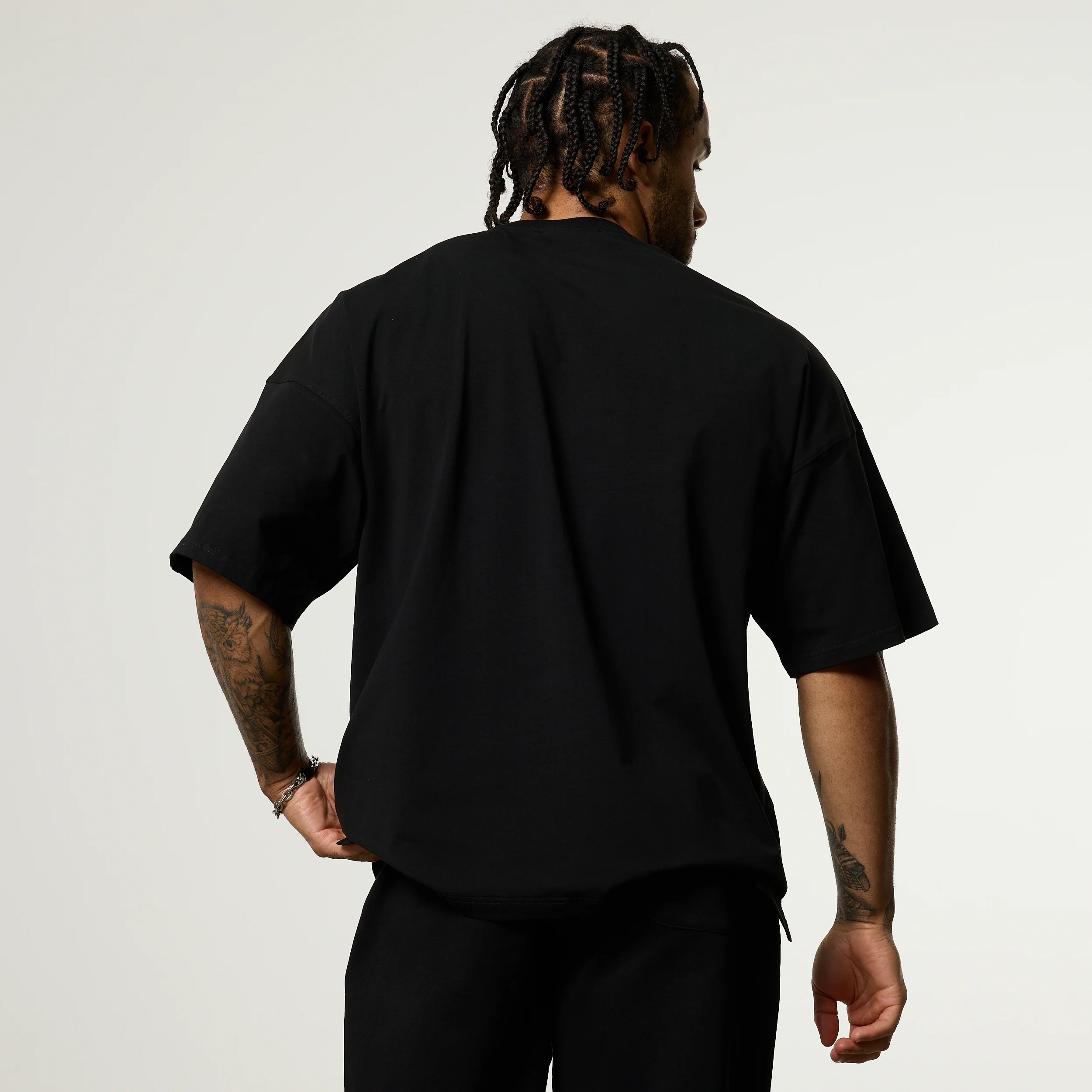 Vanquish Essential V2 Black Oversized Boxy T Shirt - Image 3