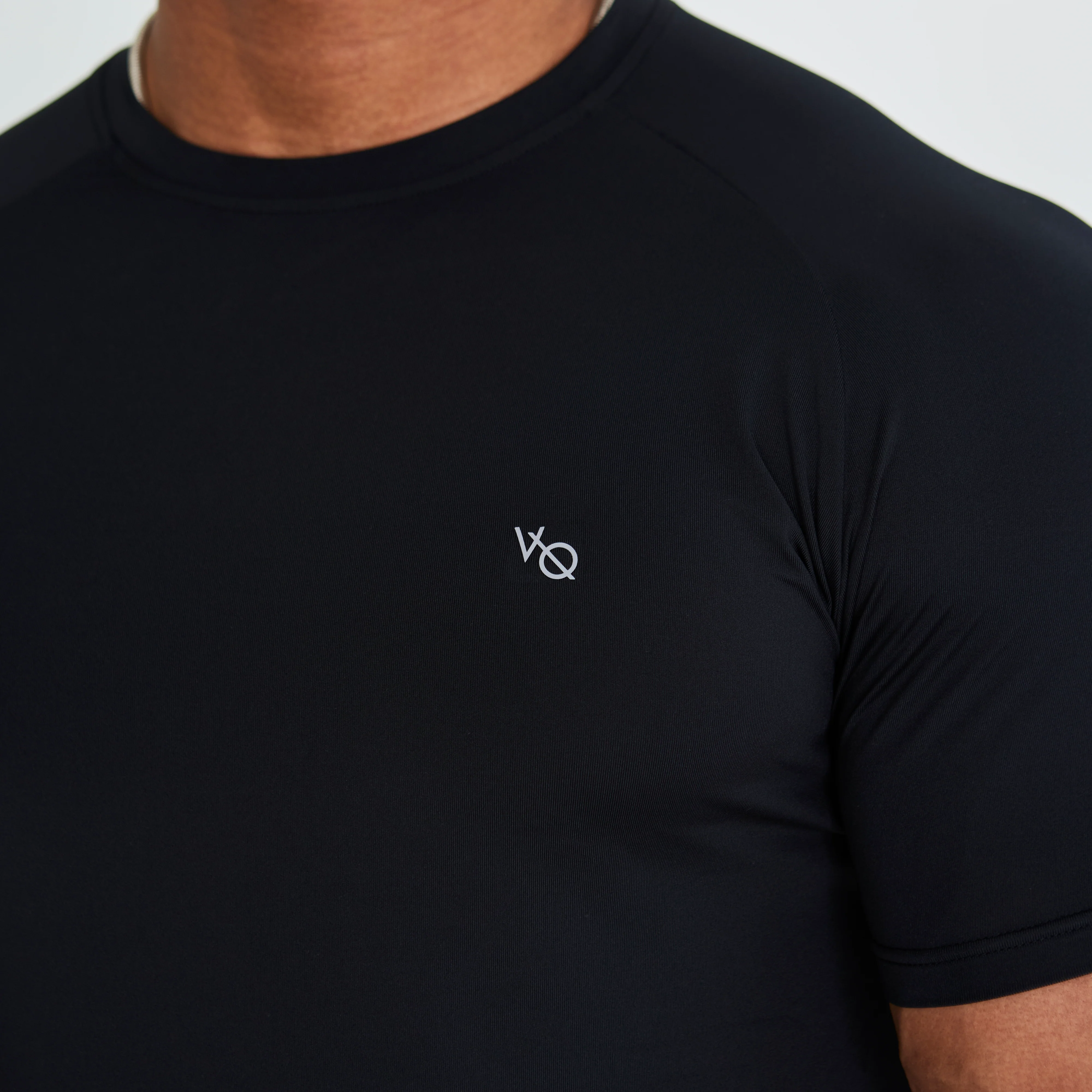 Vanquish Essential Black Performance Short Sleeve T Shirt - Image 3