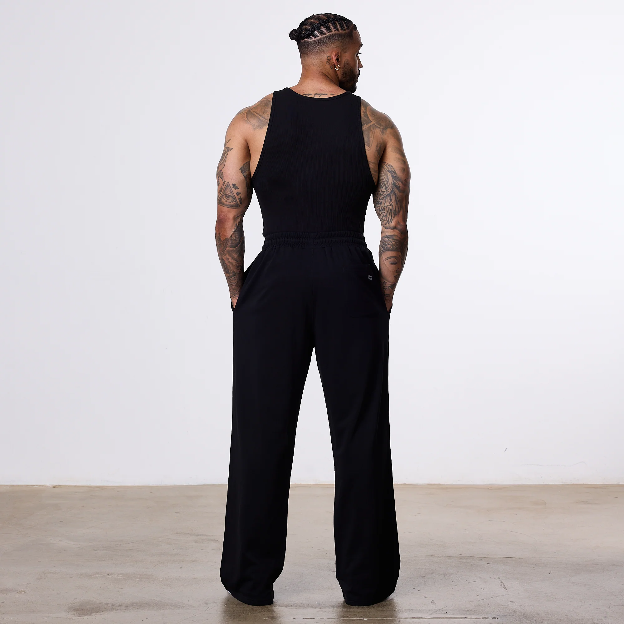 Vanquish Essential Black Straight Leg Sweatpants - Image 5