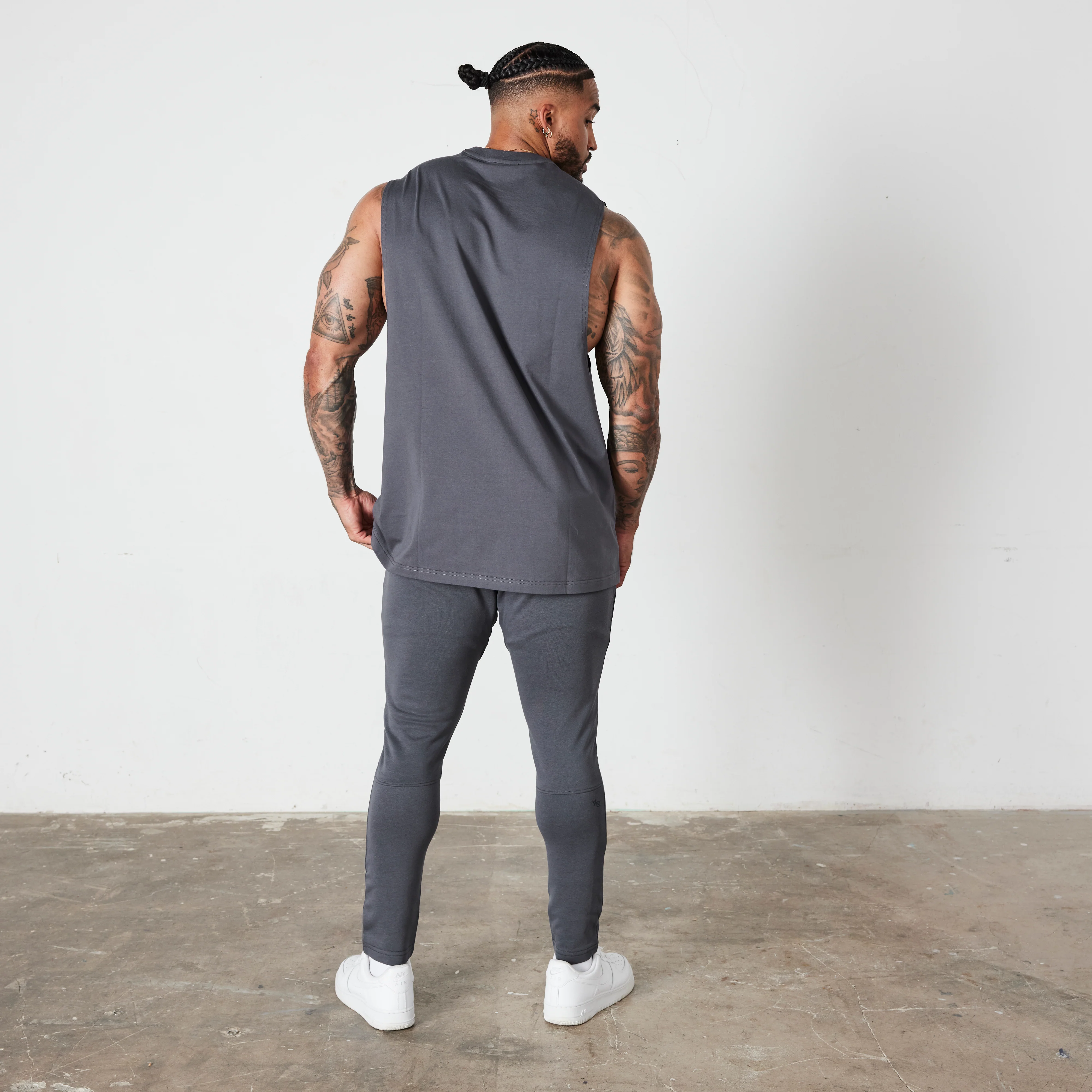 Vanquish Essential Denim Blue Oversized Sleeveless T Shirt - Image 3