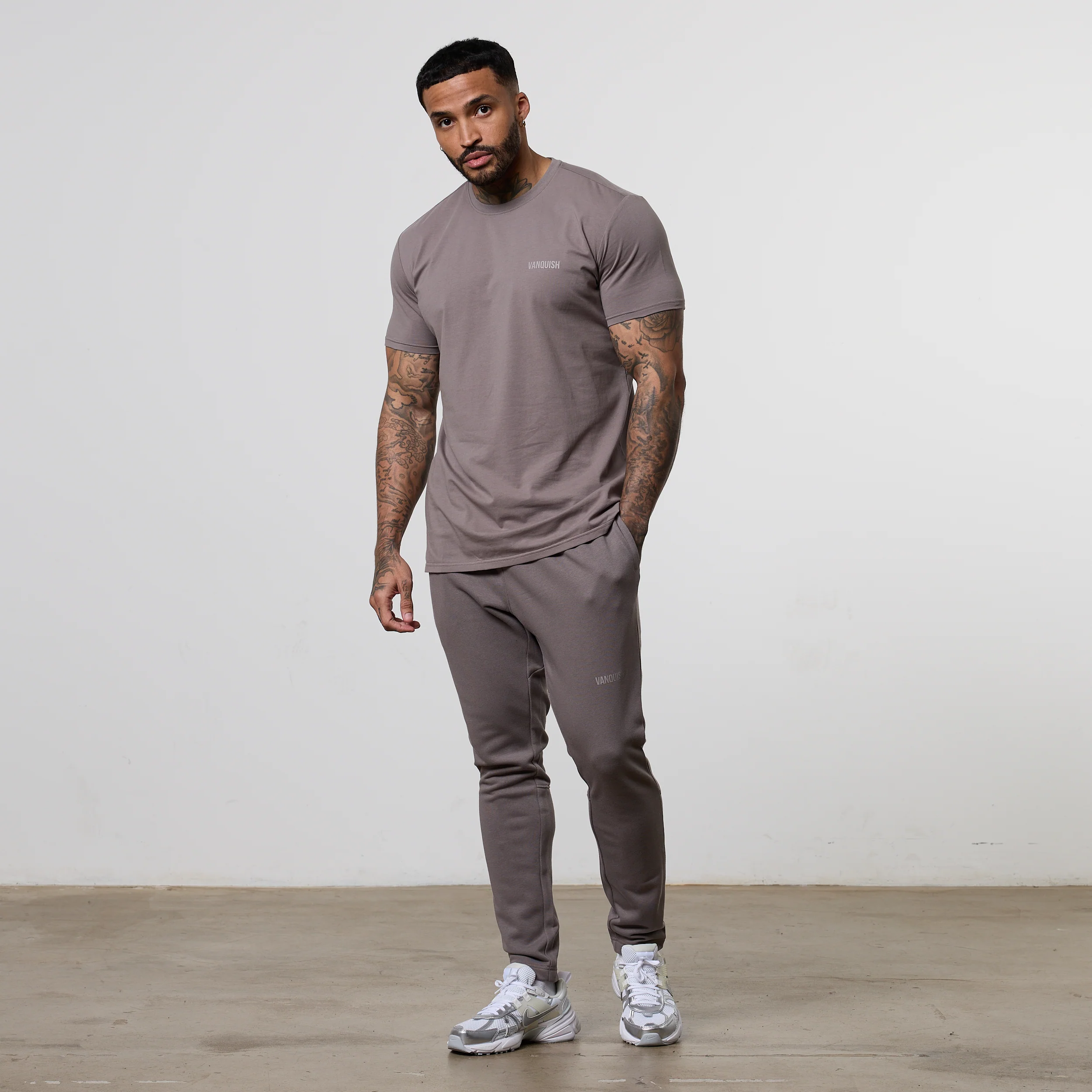 Vanquish Essential Mushroom Tapered Fit Sweatpants - Image 2