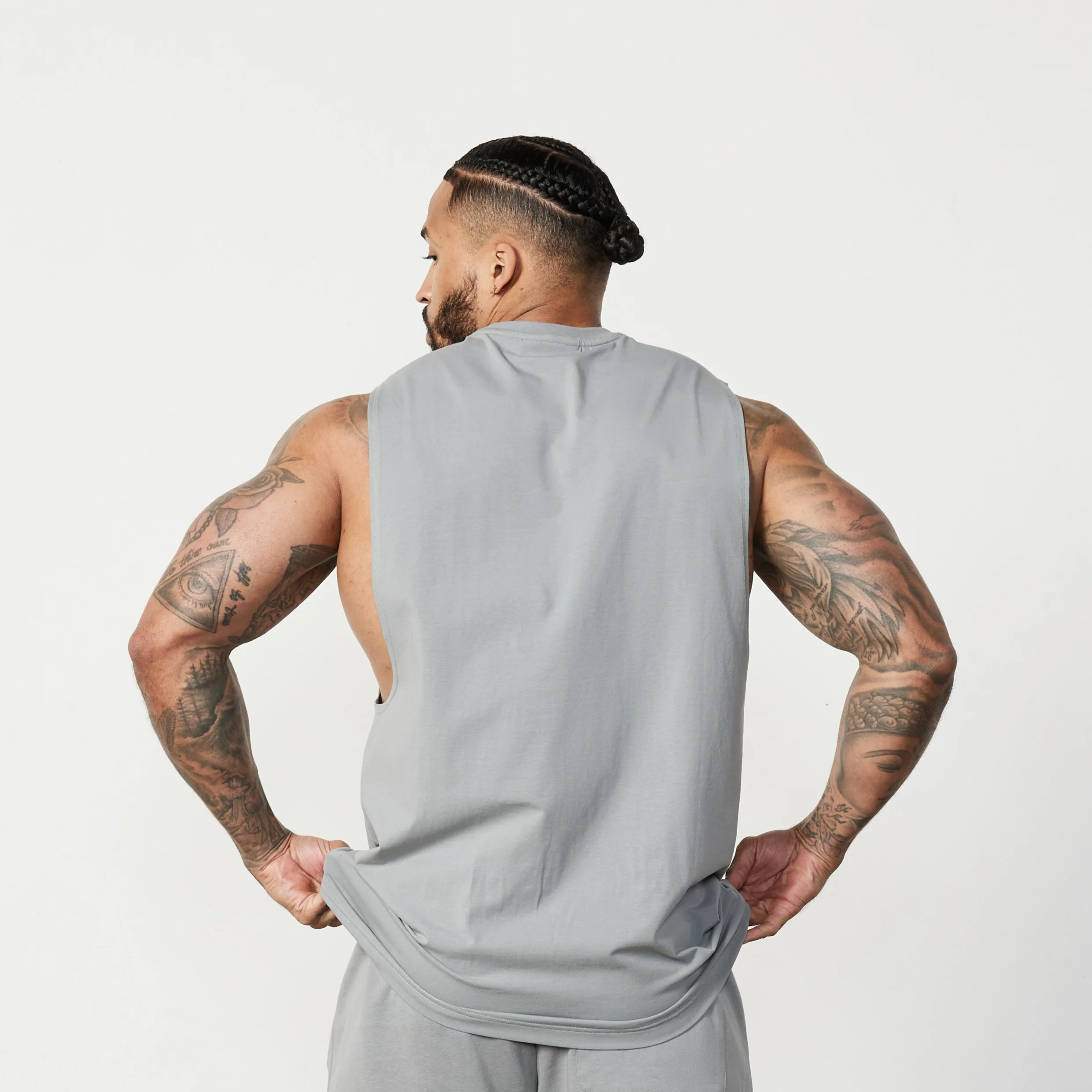 Vanquish Essential Steel Grey Oversized Sleeveless T Shirt - Image 3