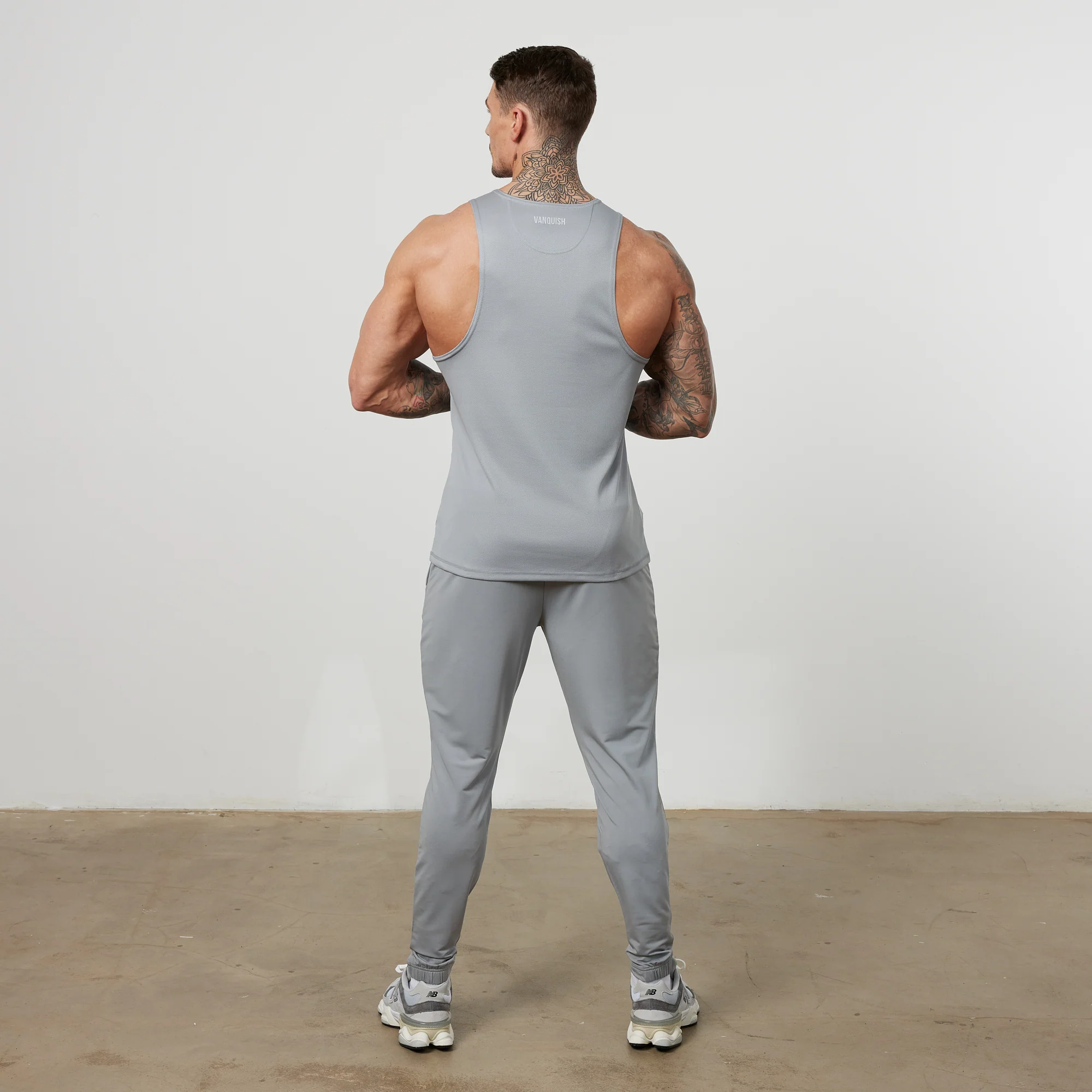 Vanquish Essential Steel Grey Performance Sweatpants - Image 6