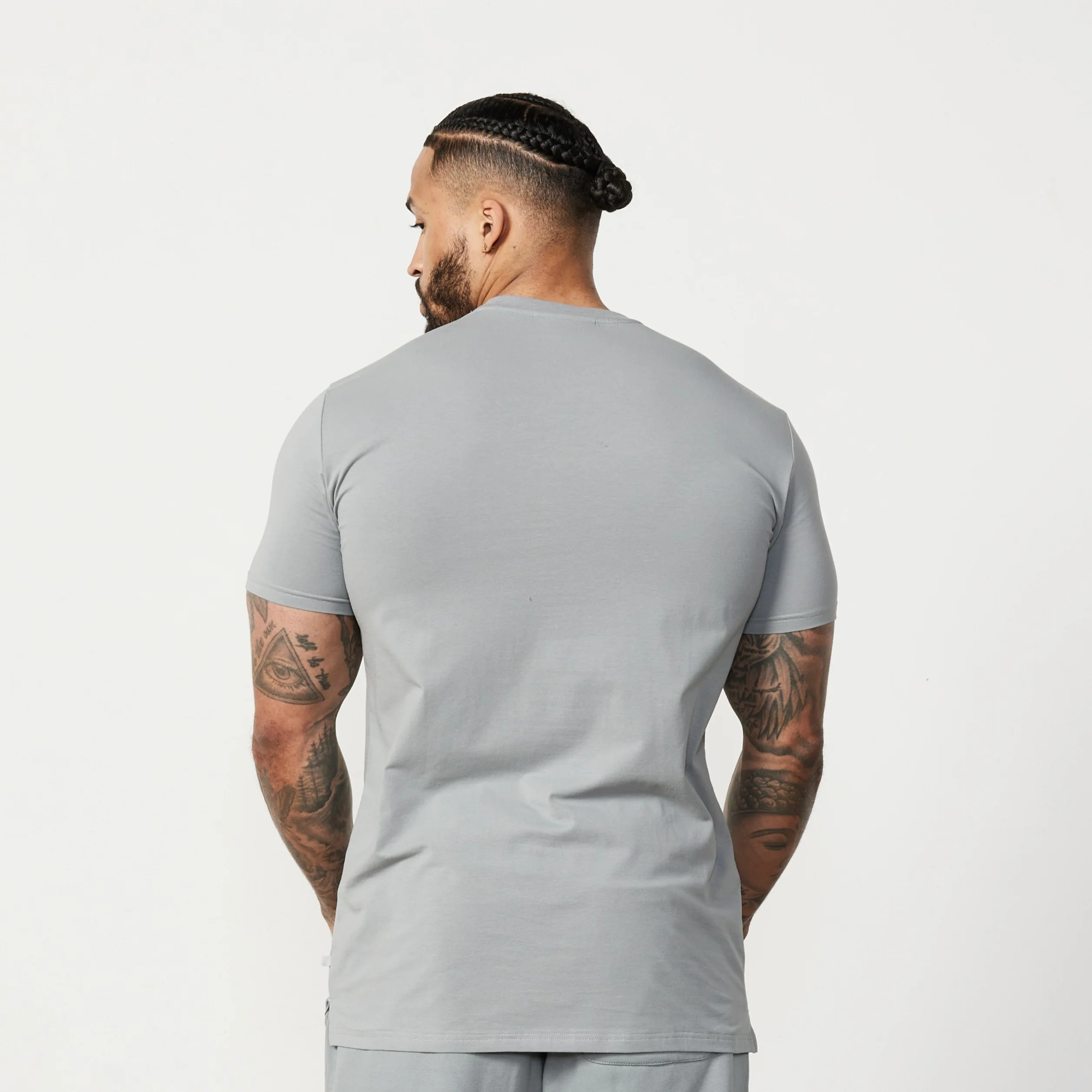 Vanquish Essential Steel Grey Slim Fit Short Sleeve T Shirt - Image 4
