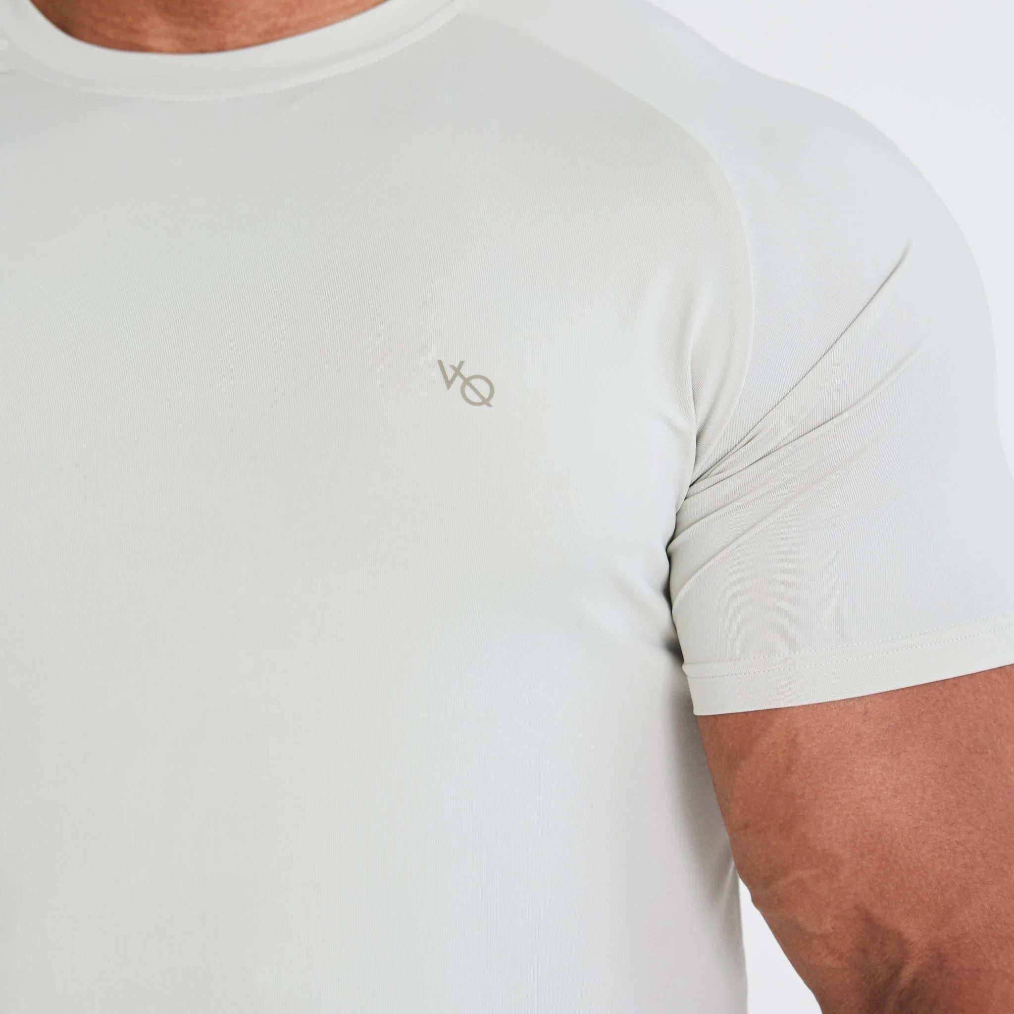 Vanquish Essential Stone Performance Short Sleeve T Shirt - Image 3