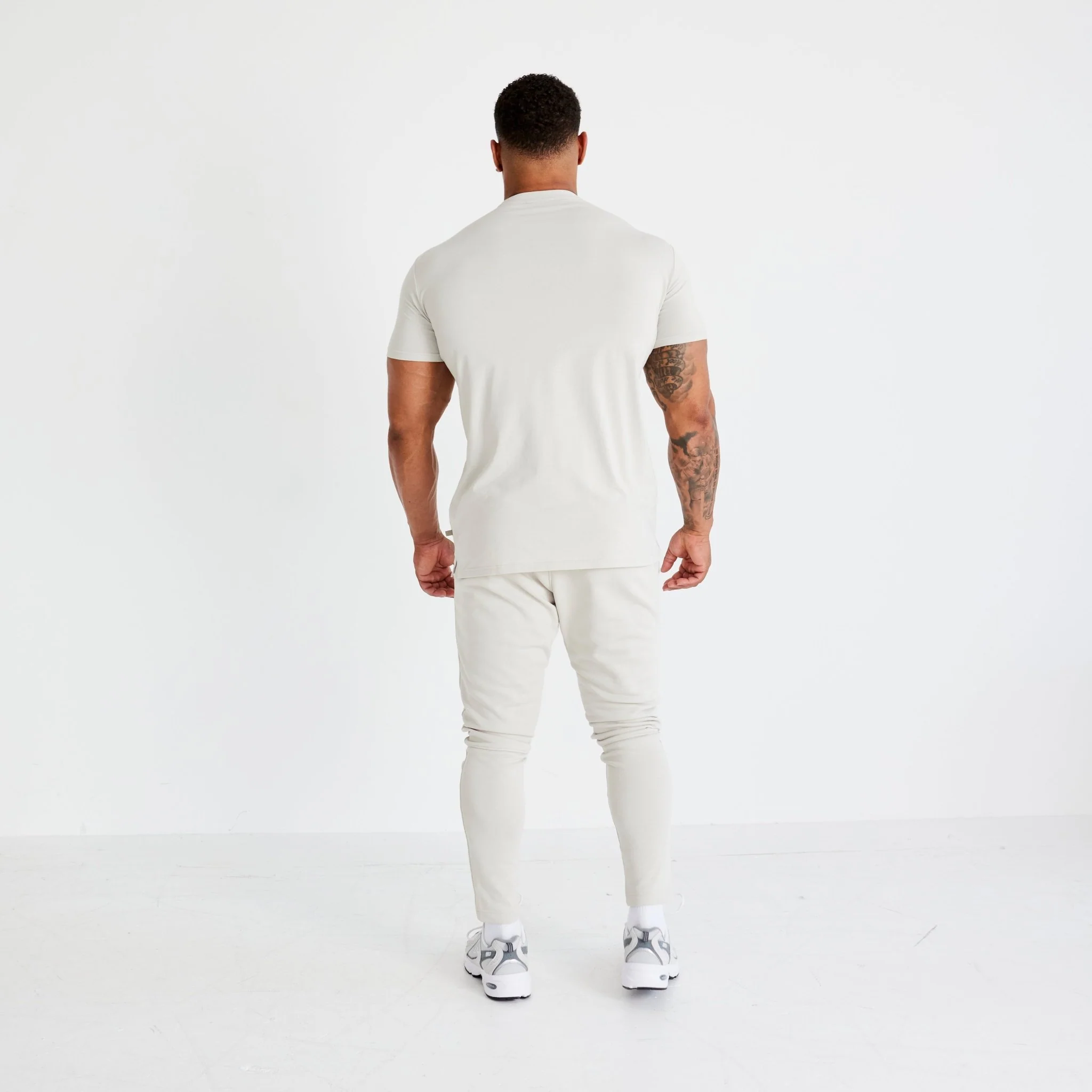 Vanquish Essential Stone Slim Fit Short Sleeve T Shirt - Image 4