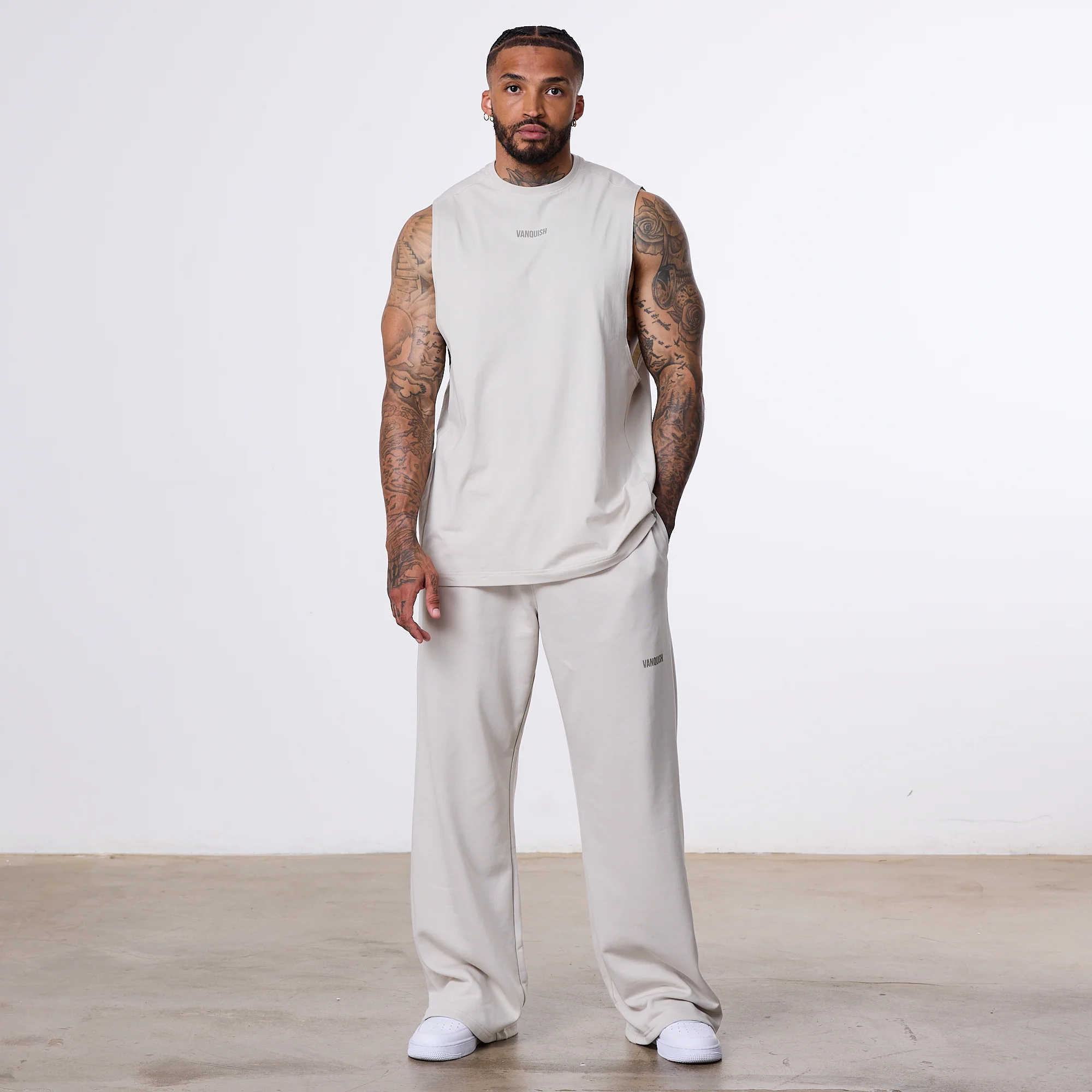 Vanquish Essential V2 Stone Straight Leg Sweatpants - Image 2