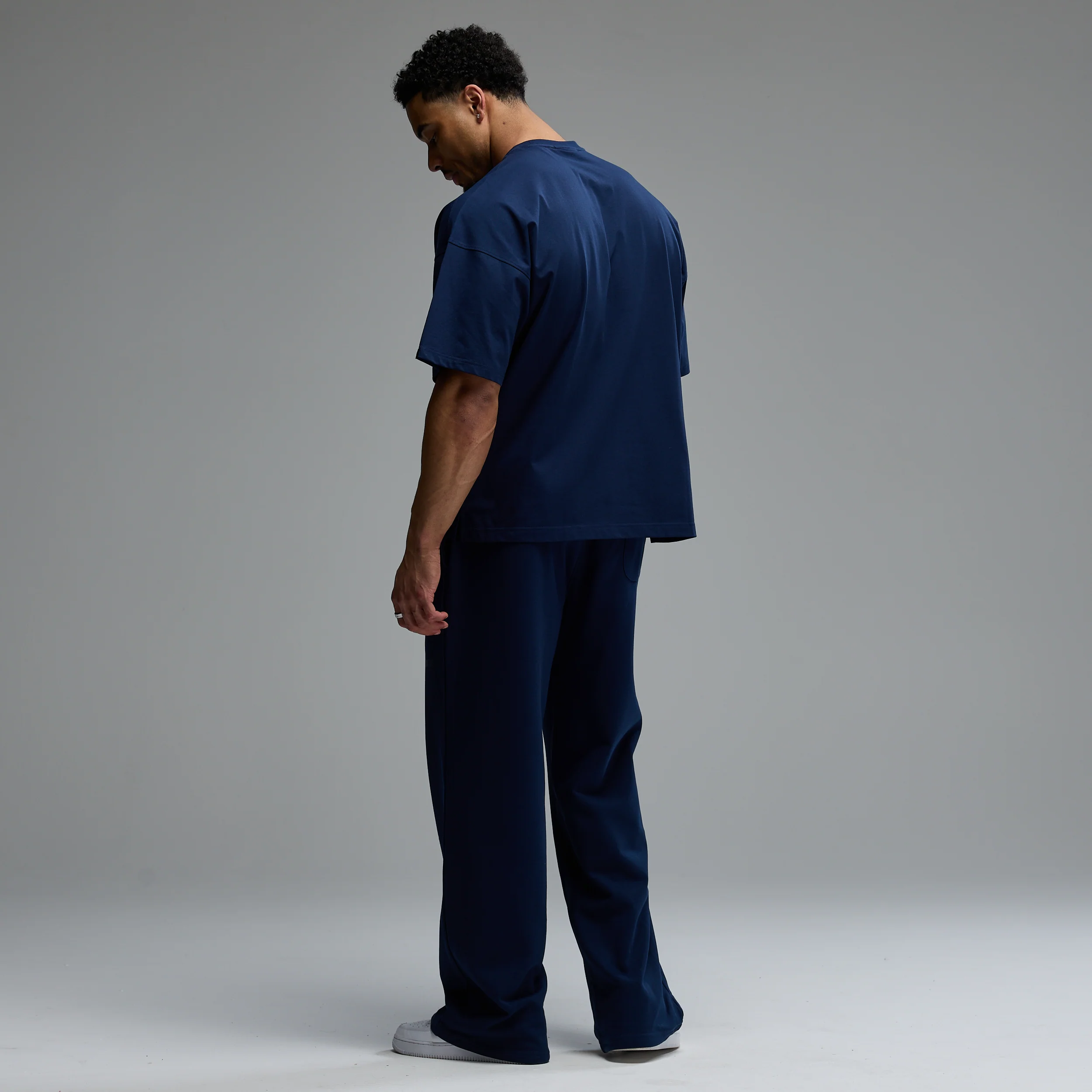 Vanquish Essential V2 Navy Oversized Boxy T Shirt - Image 5