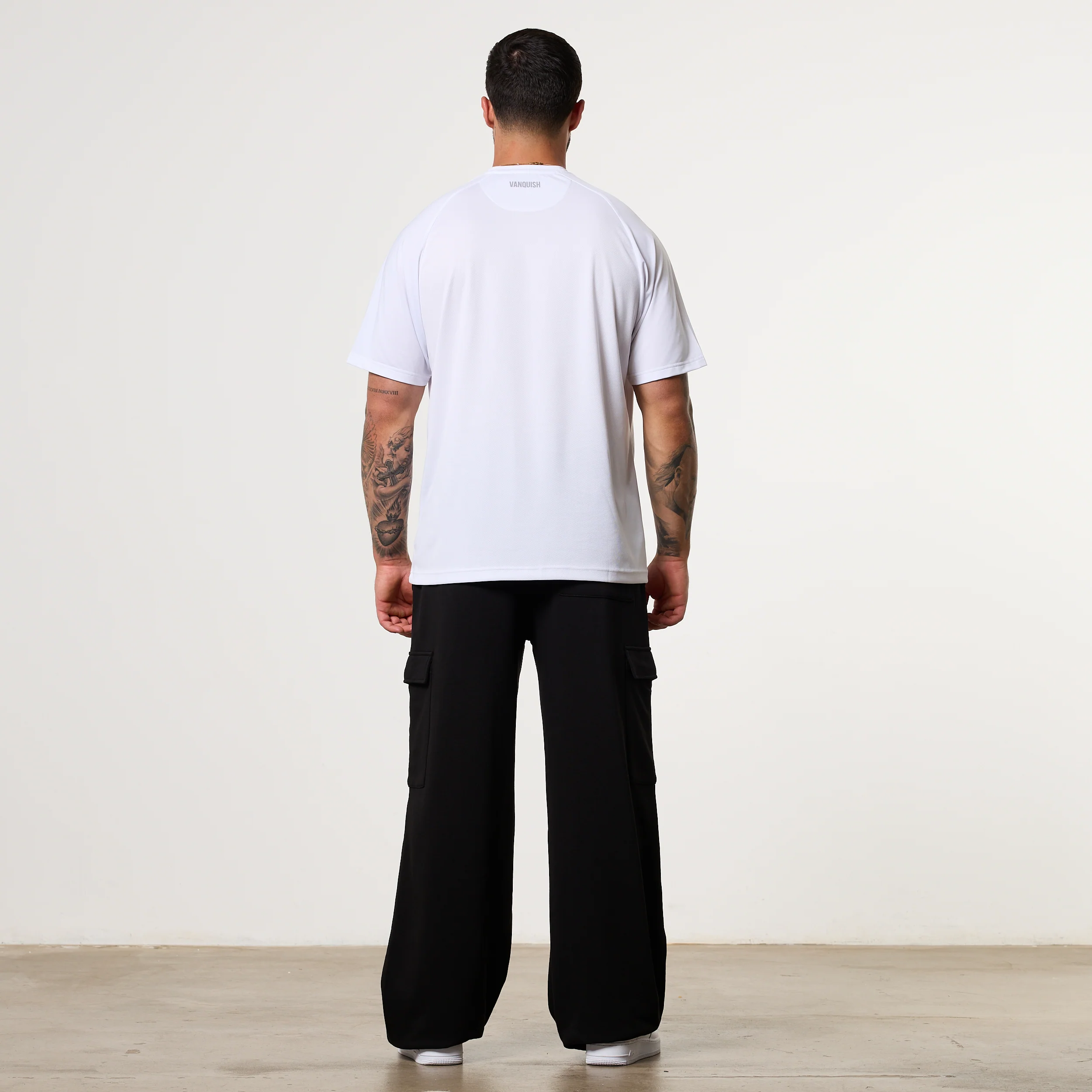 Vanquish Essential White Performance Oversized T Shirt - Image 3