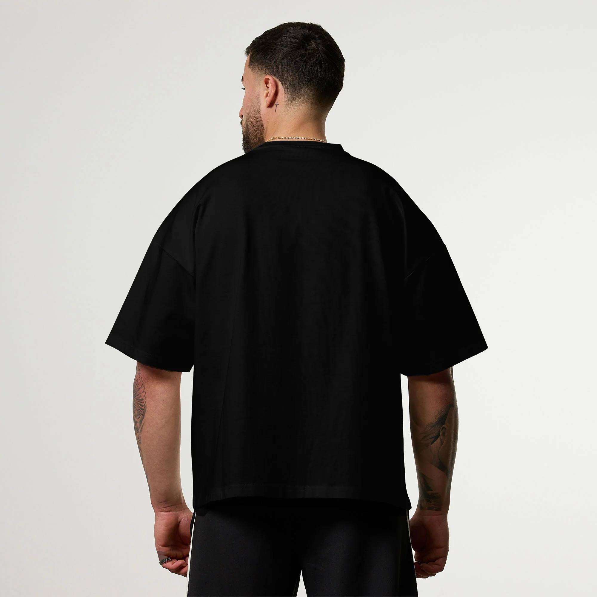 Vanquish Off Season Black Oversized Boxy Pocket T Shirt - Image 4